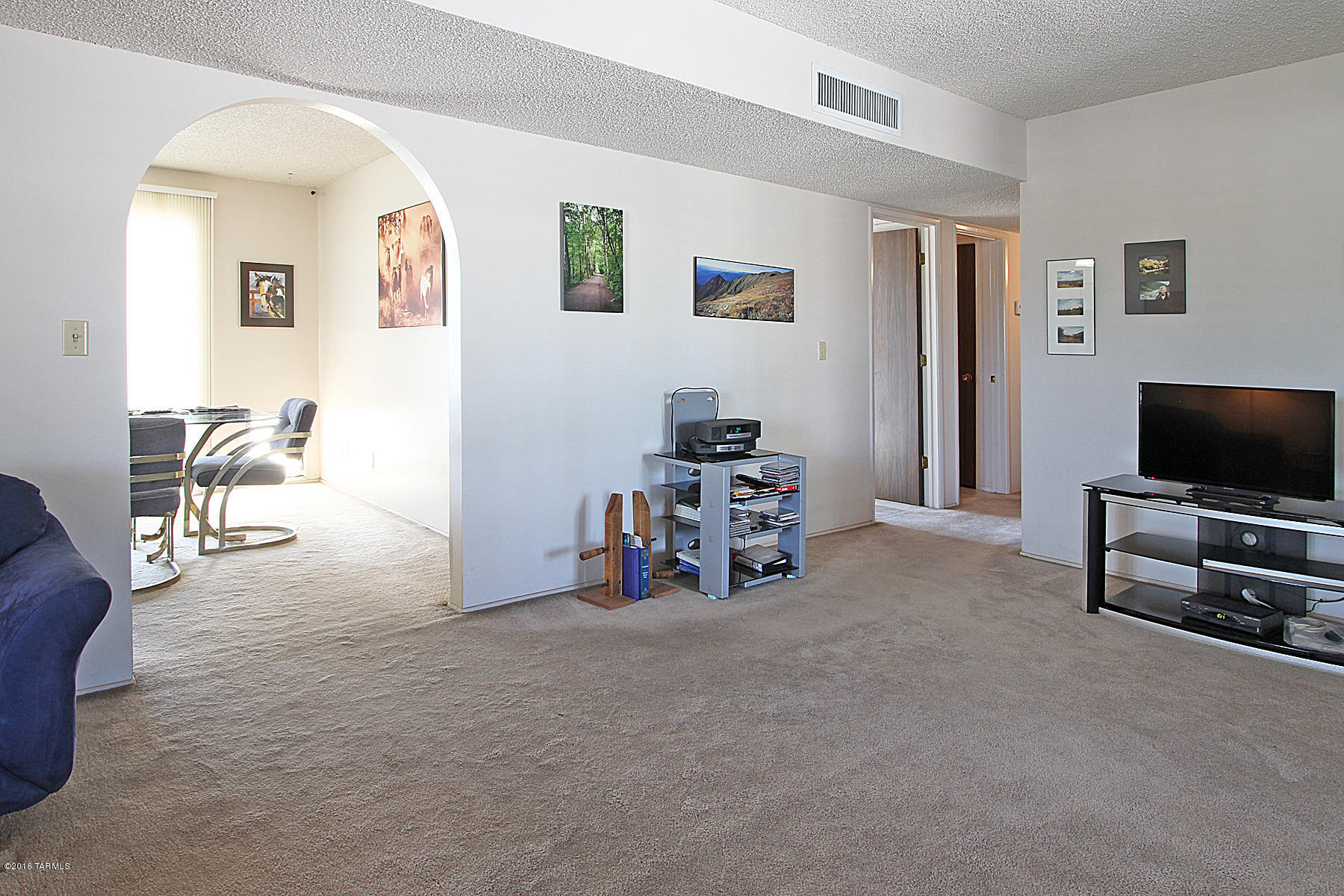 Broadway East (113-253) - Residential