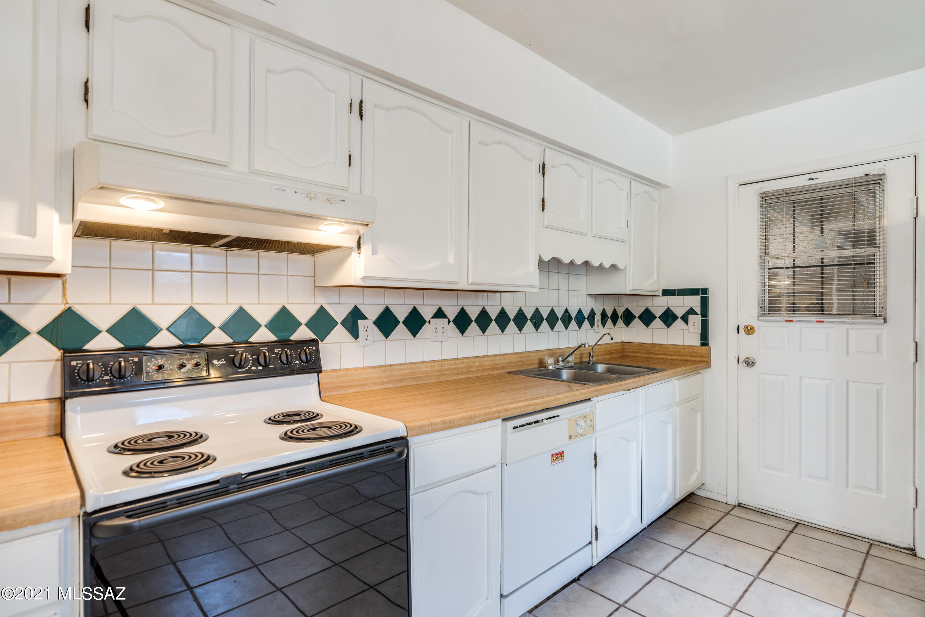 Casitas Del Valle II (1-34) - Residential