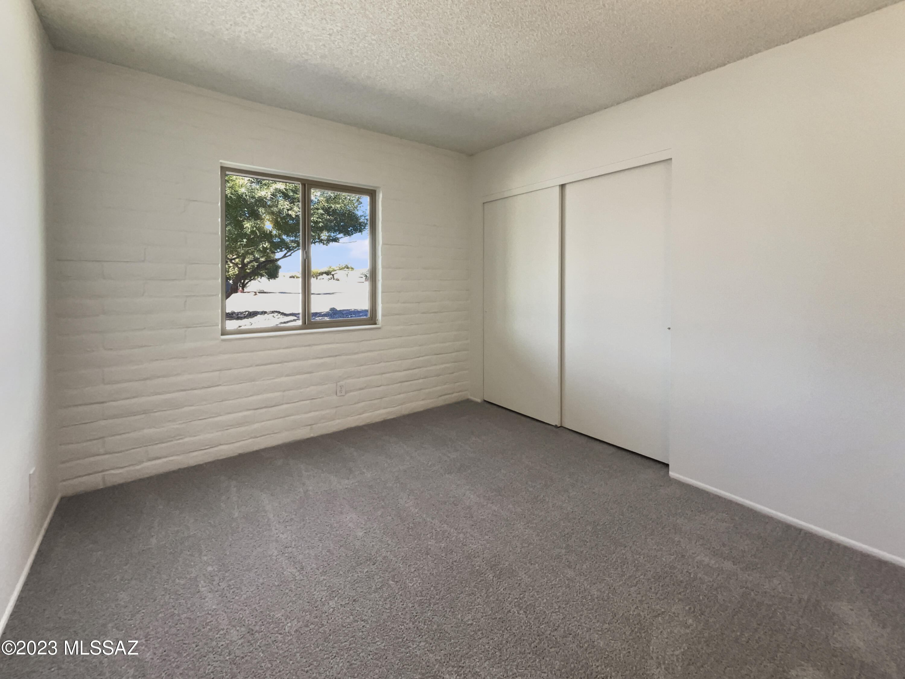 Broadway East (1-112) - Residential