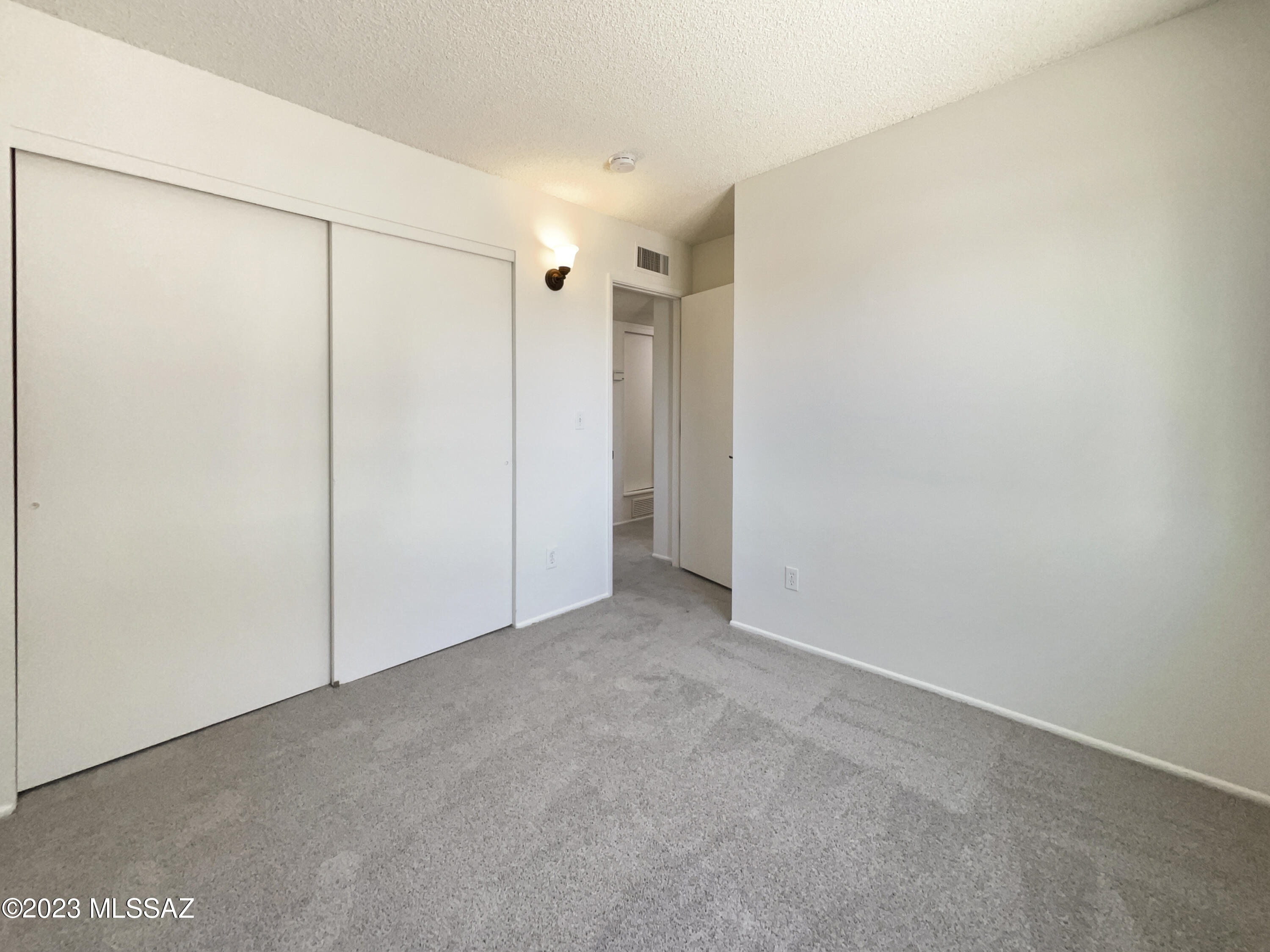 Broadway East (1-112) - Residential