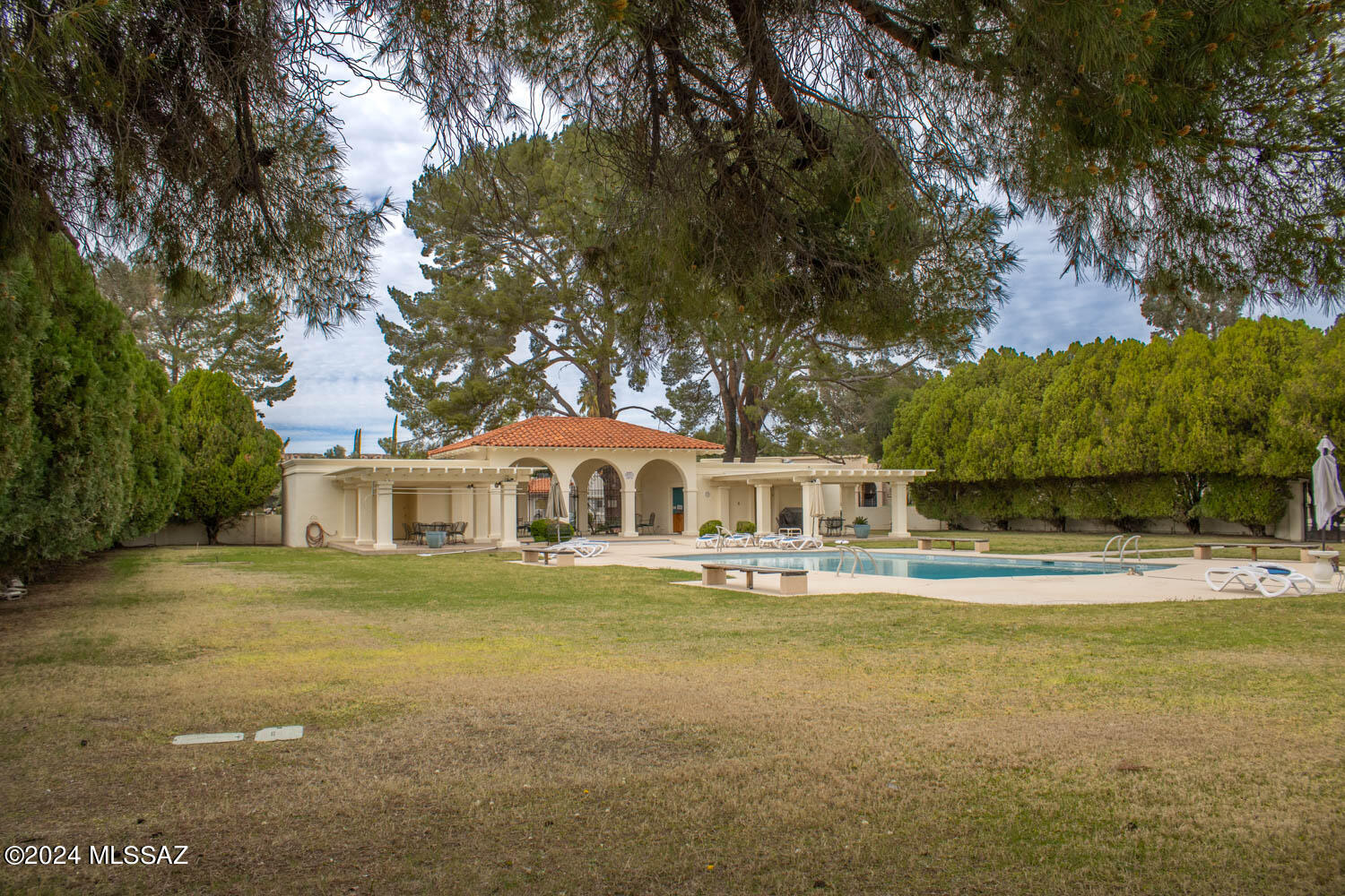 Casas De Oro(1-2) - Residential