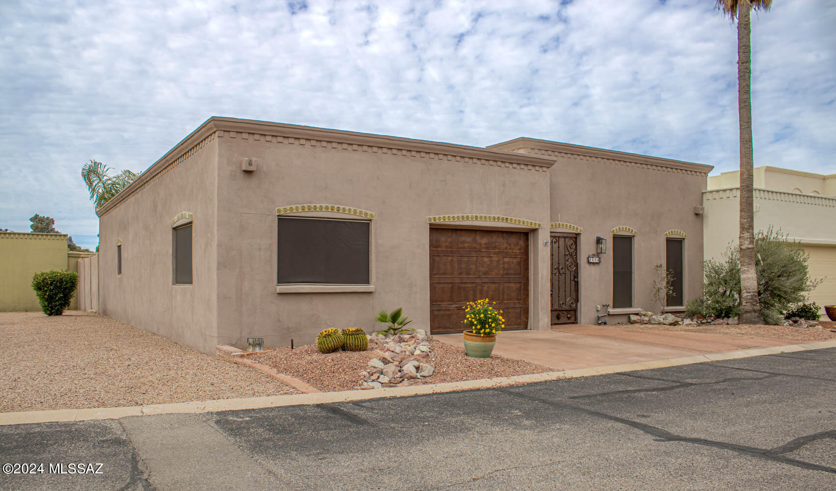 Casas De Oro(1-2) - Residential
