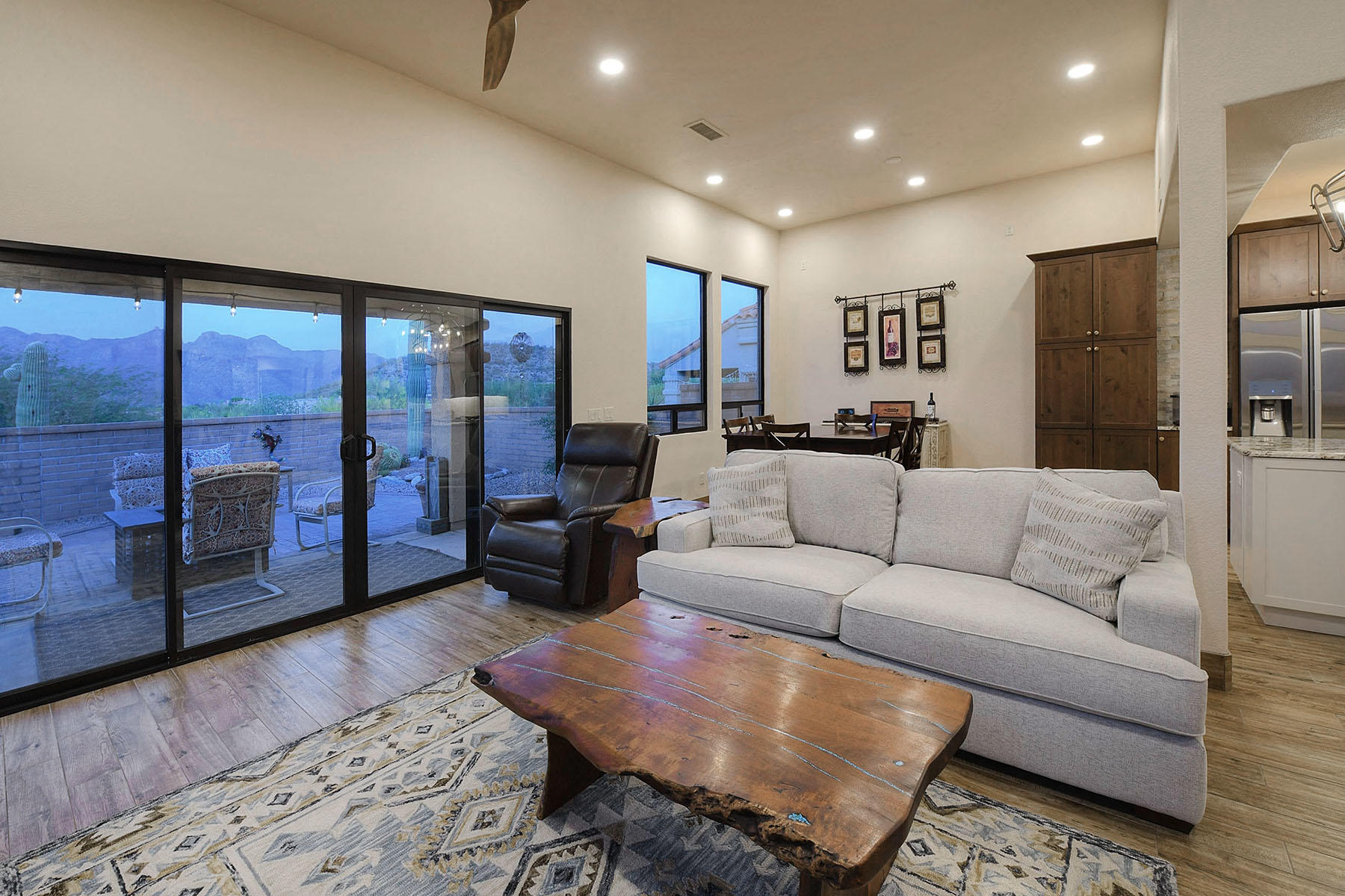Sunrise Presidio East (1-87) - Residential
