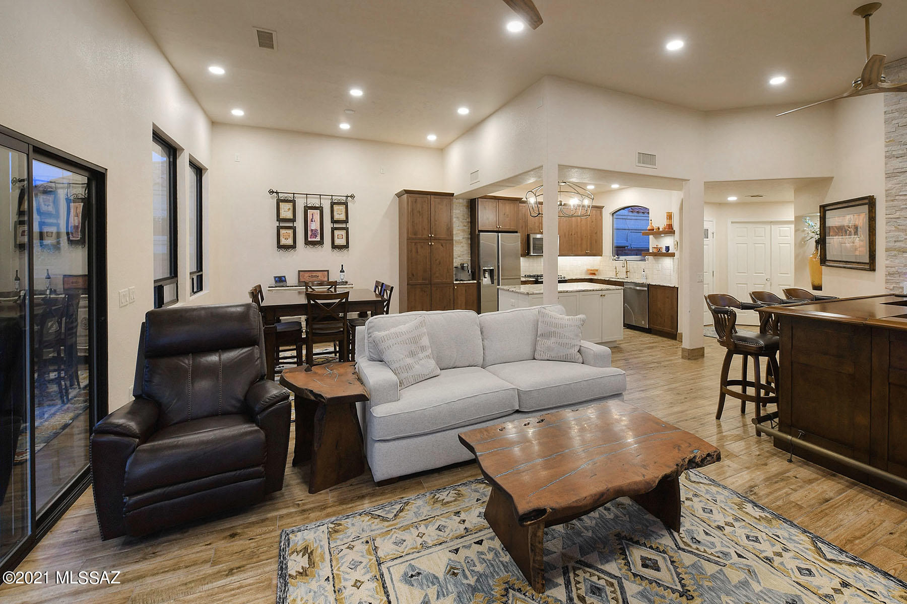 Sunrise Presidio East (1-87) - Residential