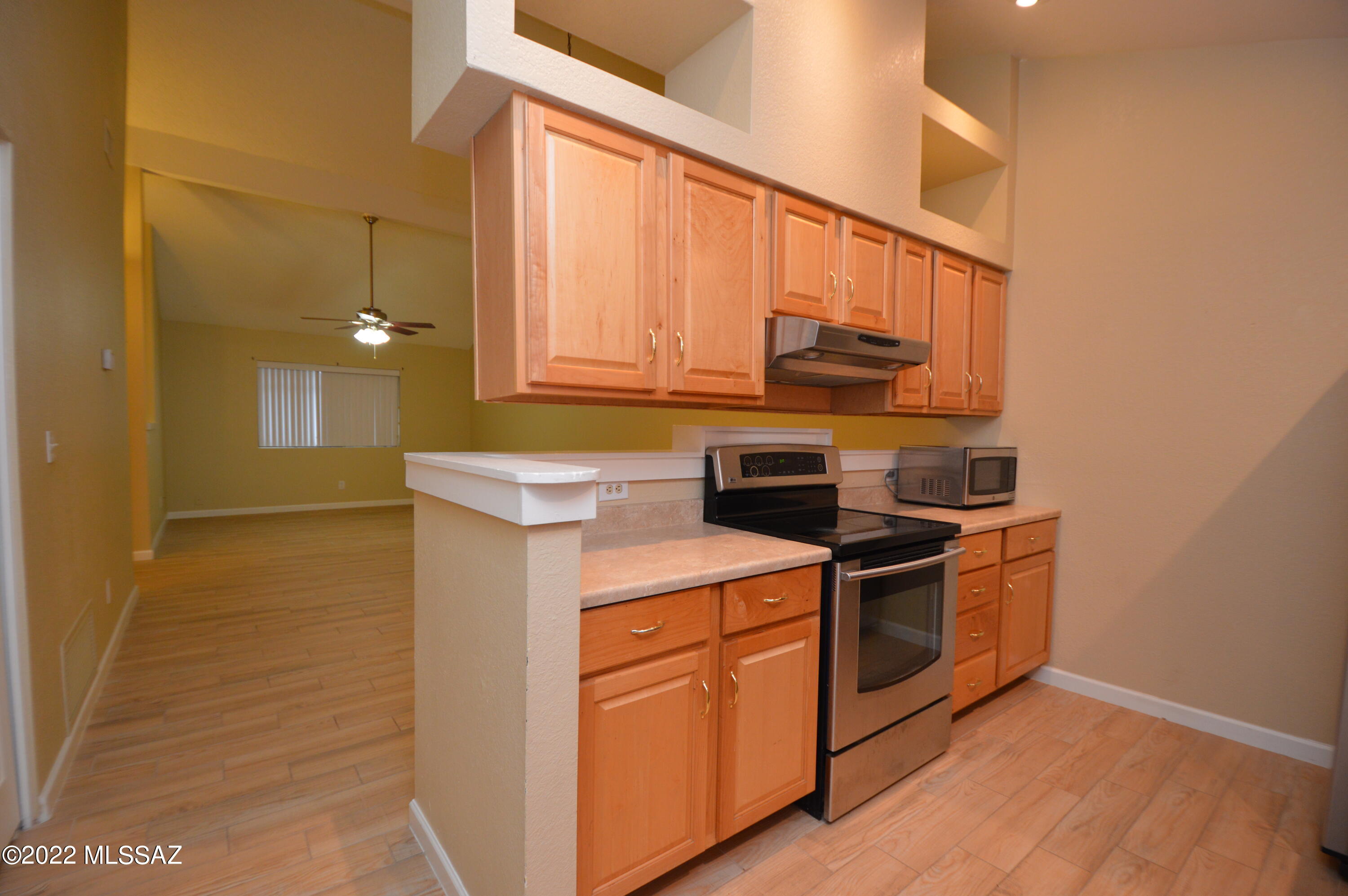 Centre Court Townhomes (1-106) - Residential