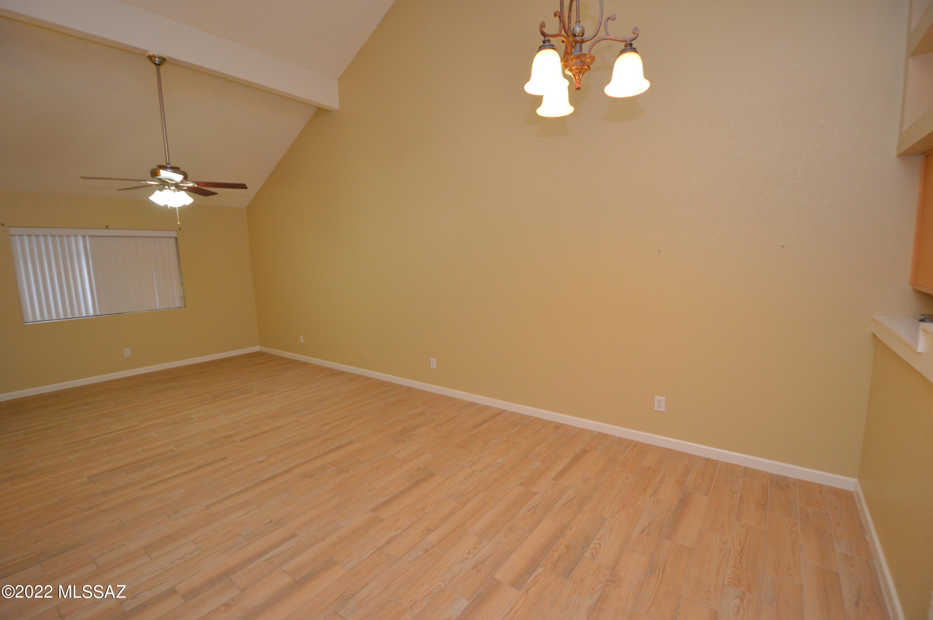 Centre Court Townhomes (1-106) - Residential