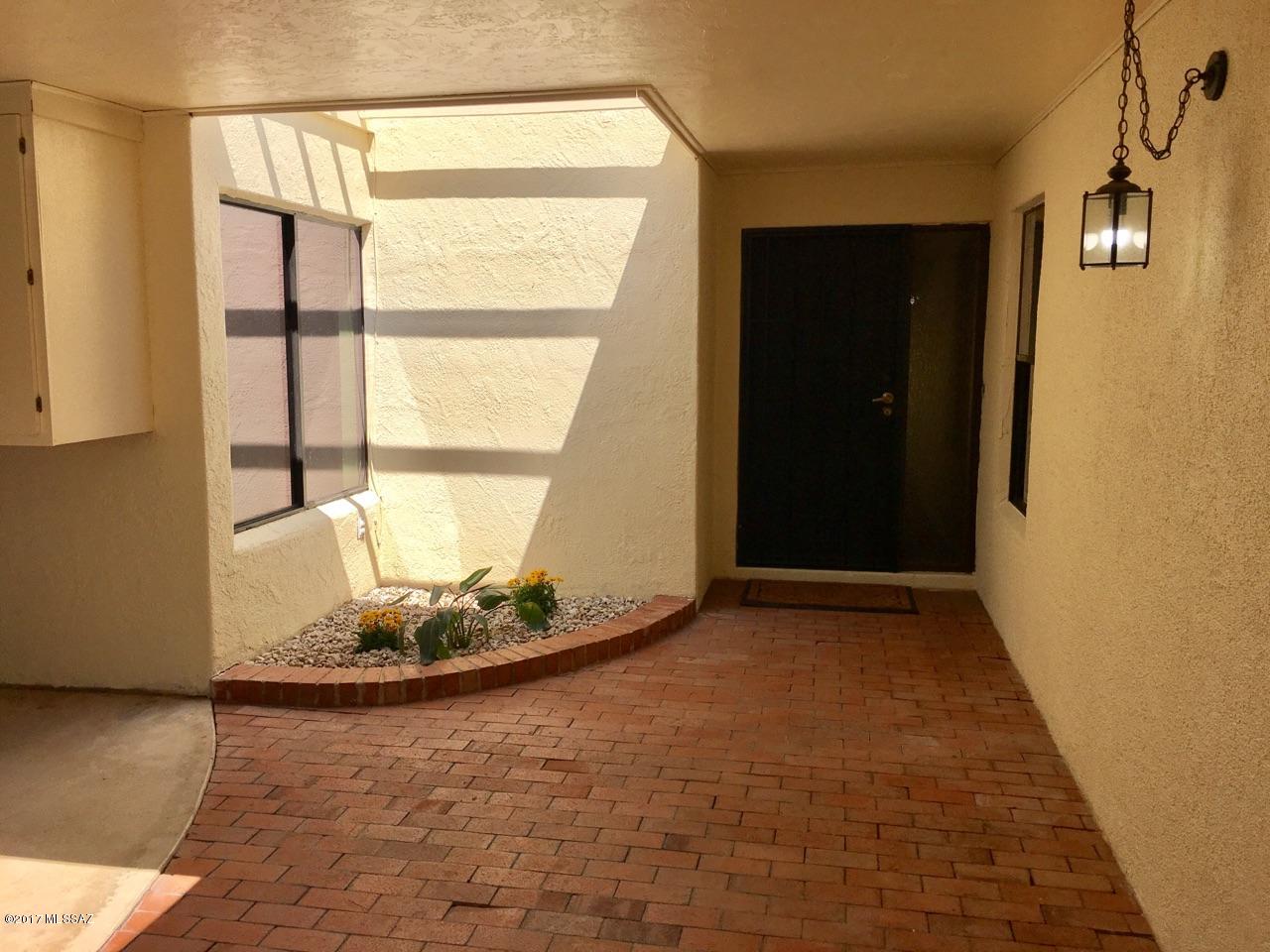 Colonia Verde (1-12) - Residential
