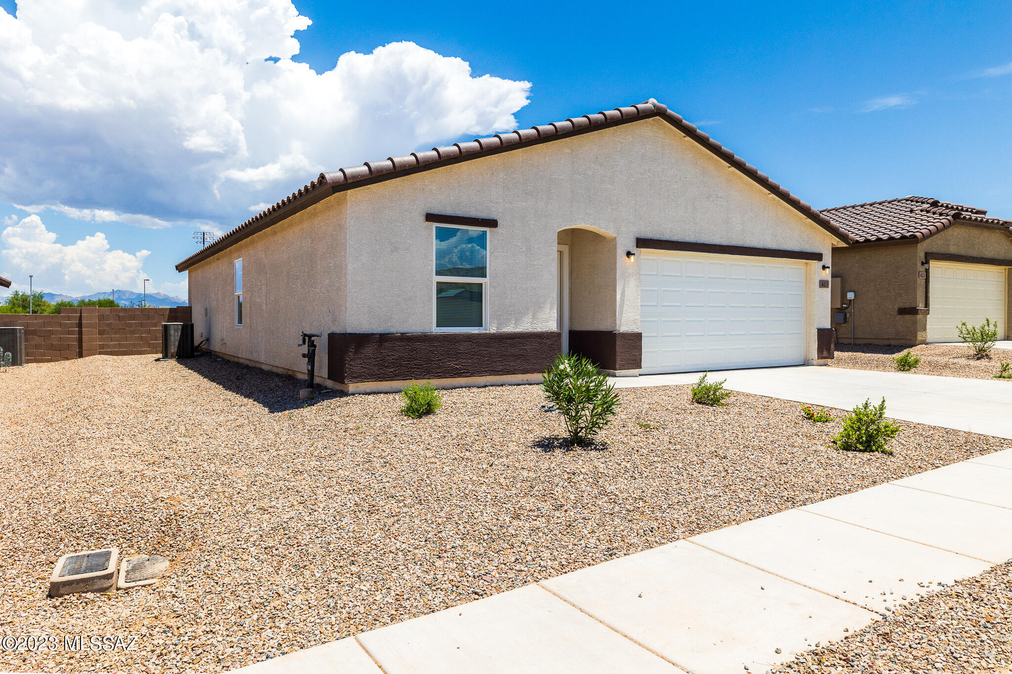 Property Description
Welcome home to the Water Crest Community! No need to wait for new construction, this home is MOVE IN READY! It's centrally located in Benson and just minutes from Benson Schools, Benson Hospital and local shopping! The desirable 1290sqft home boasts a well-appointed kitchen with a walk-in pantry overlooking an open concept dining area and great room. The kitchen features gorgeous cabinets, granite countertops, and stainless-steel steel appliances. The private owner's suite features an attached bath with dual vanity sinks, walk in shower and a walk-in closet. Other features include 2 car garage, tile roof and neighborhood sidewalks. Don't miss out on this one! Call TODAY to schedule a private tour!