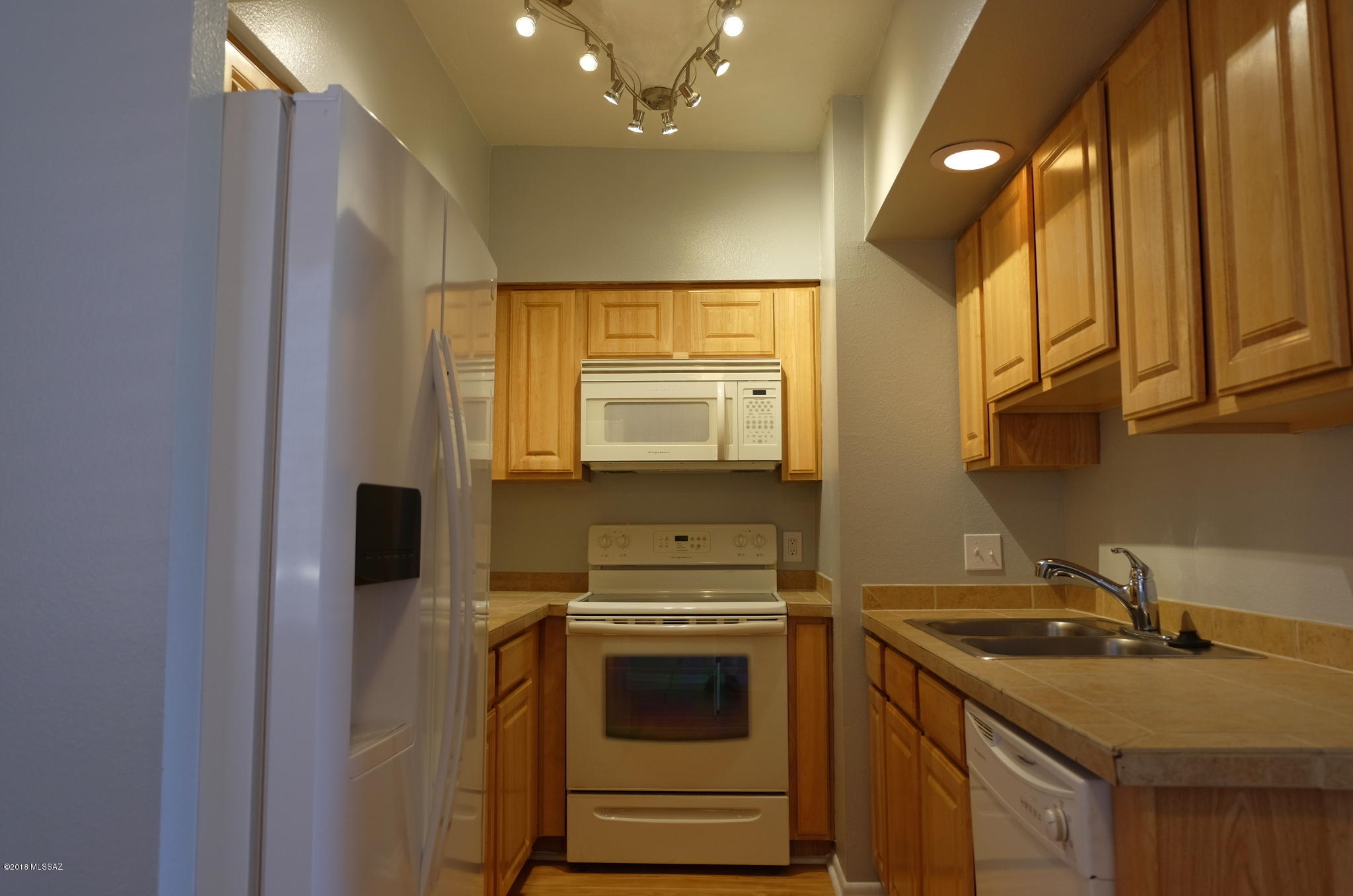 Casa Club Condominium - Residential Lease