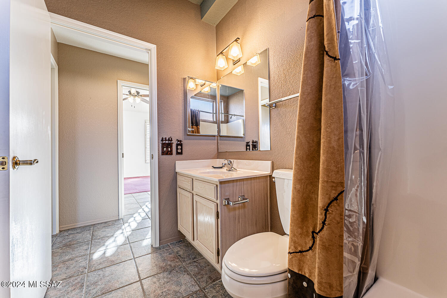 San Ignacio Heights (93-135) - Residential