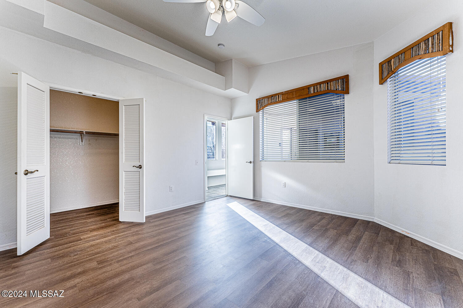 San Ignacio Heights (93-135) - Residential