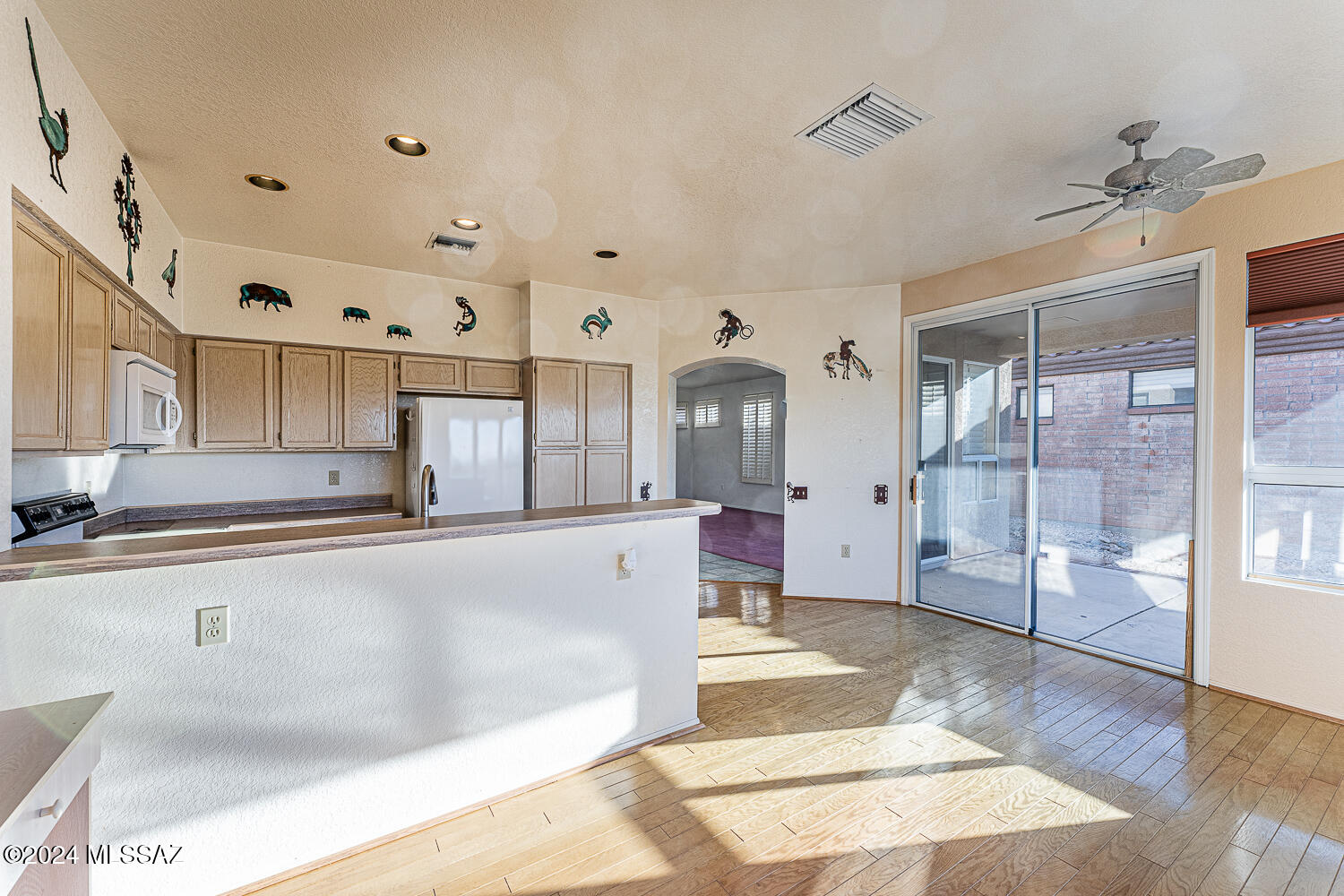 San Ignacio Heights (93-135) - Residential