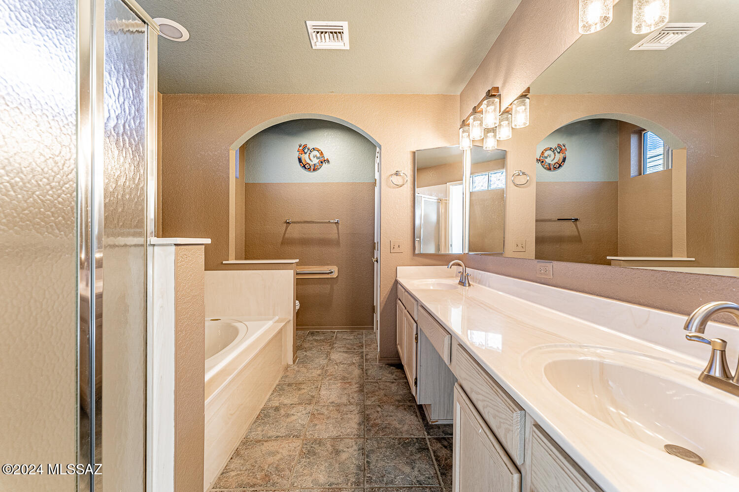 San Ignacio Heights (93-135) - Residential