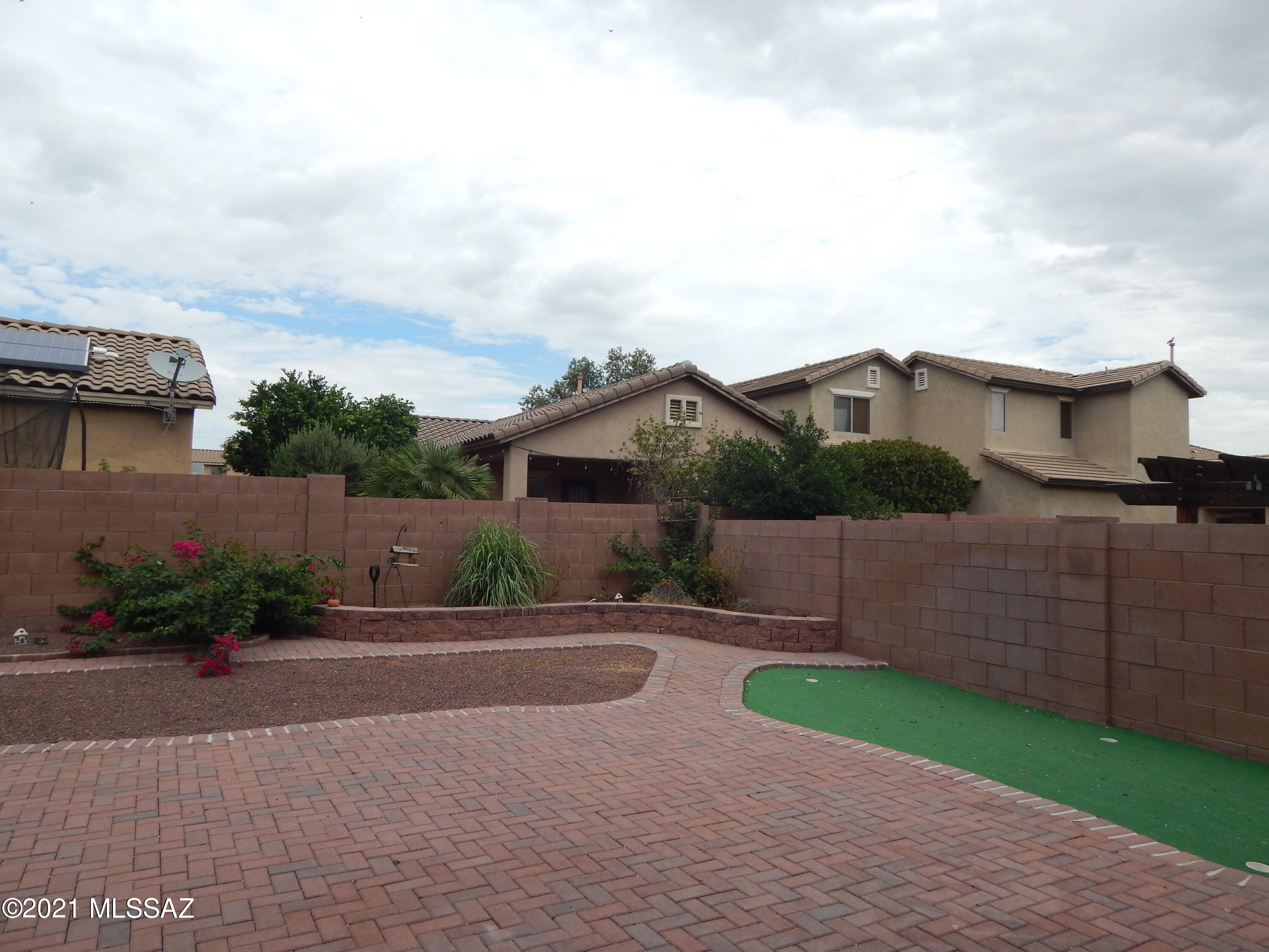 Presidios at Rancho Sahuarita (1-927) - Residential Lease