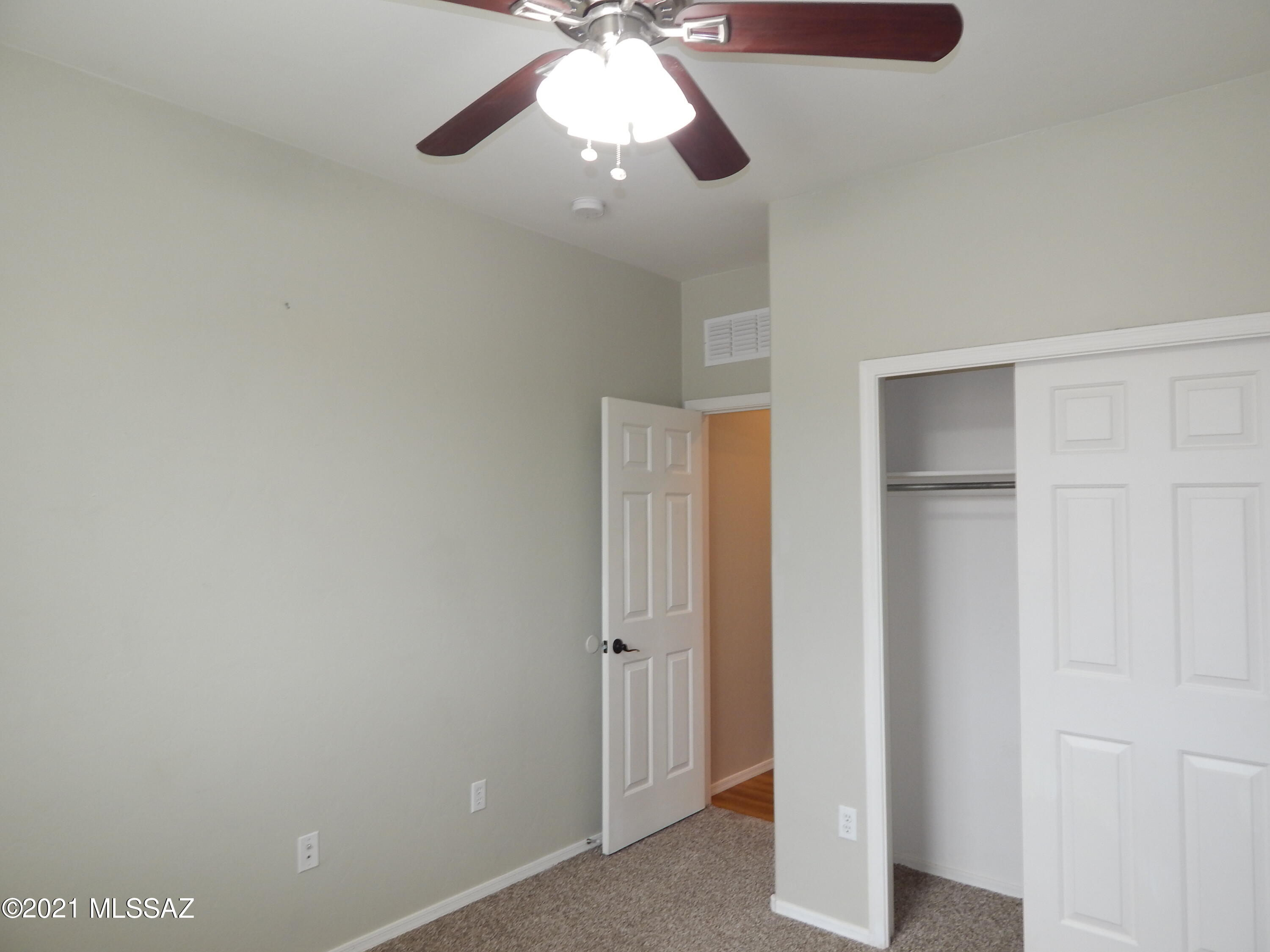 Presidios at Rancho Sahuarita (1-927) - Residential Lease