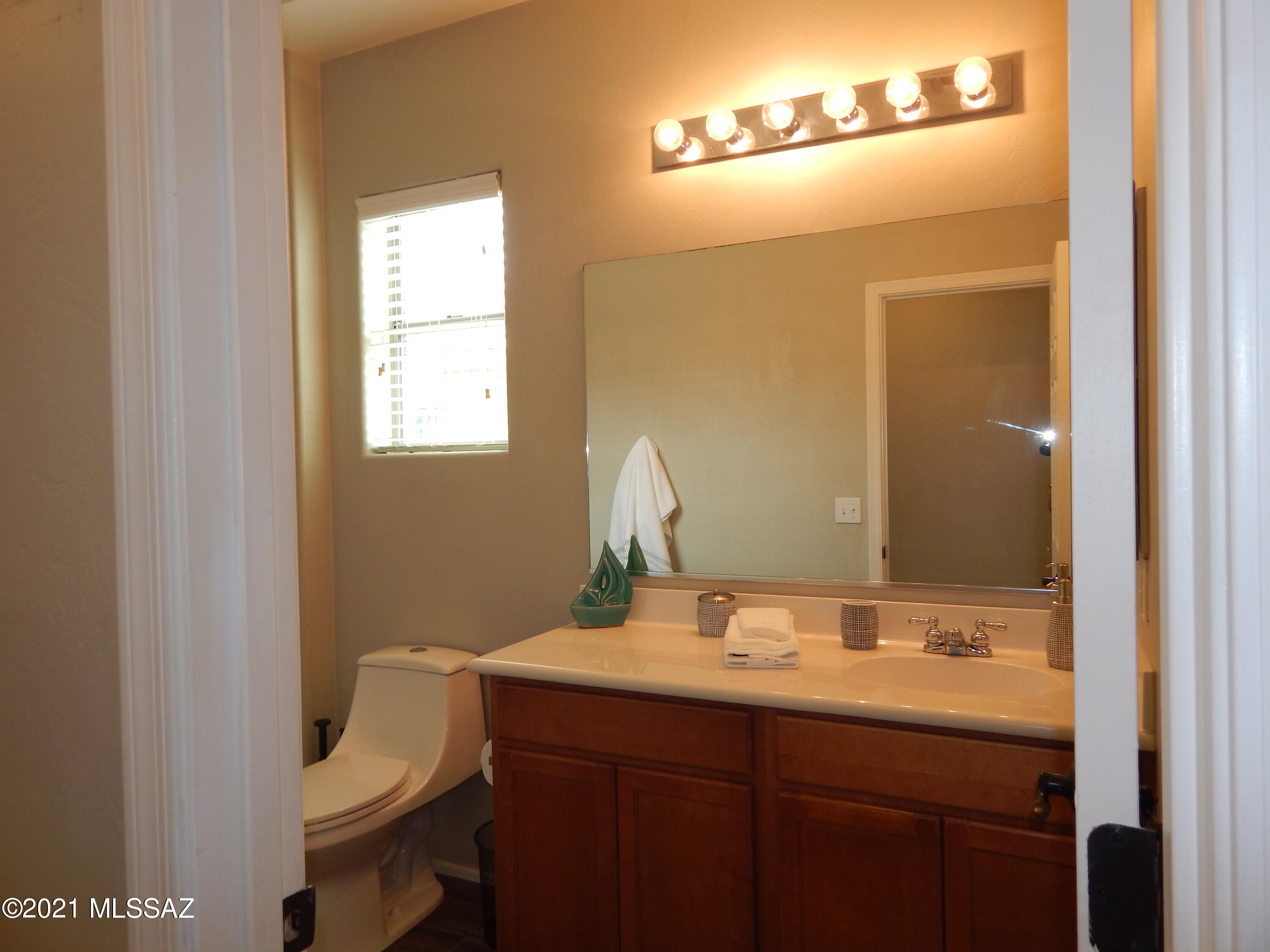 Presidios at Rancho Sahuarita (1-927) - Residential Lease