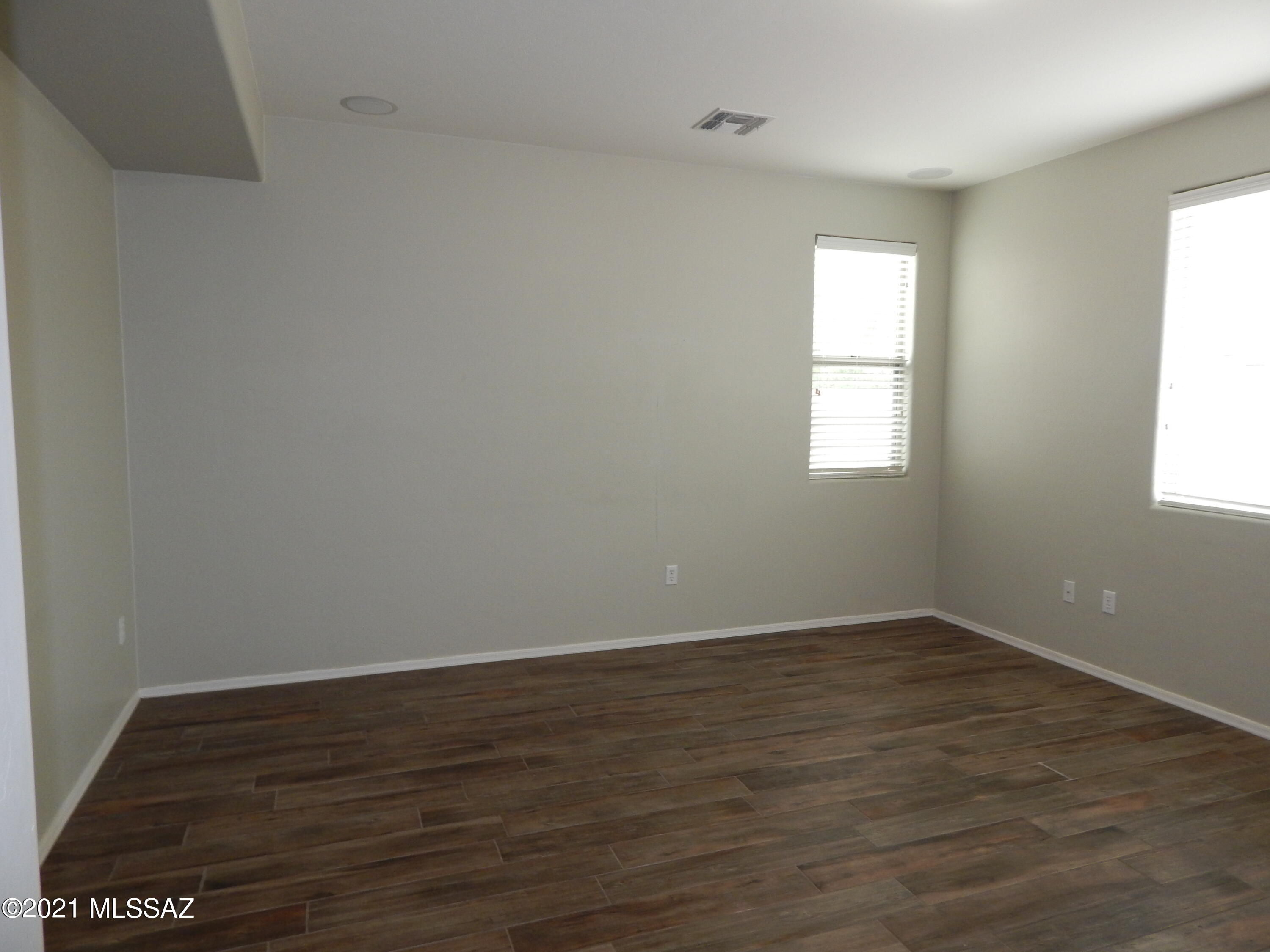 Presidios at Rancho Sahuarita (1-927) - Residential Lease