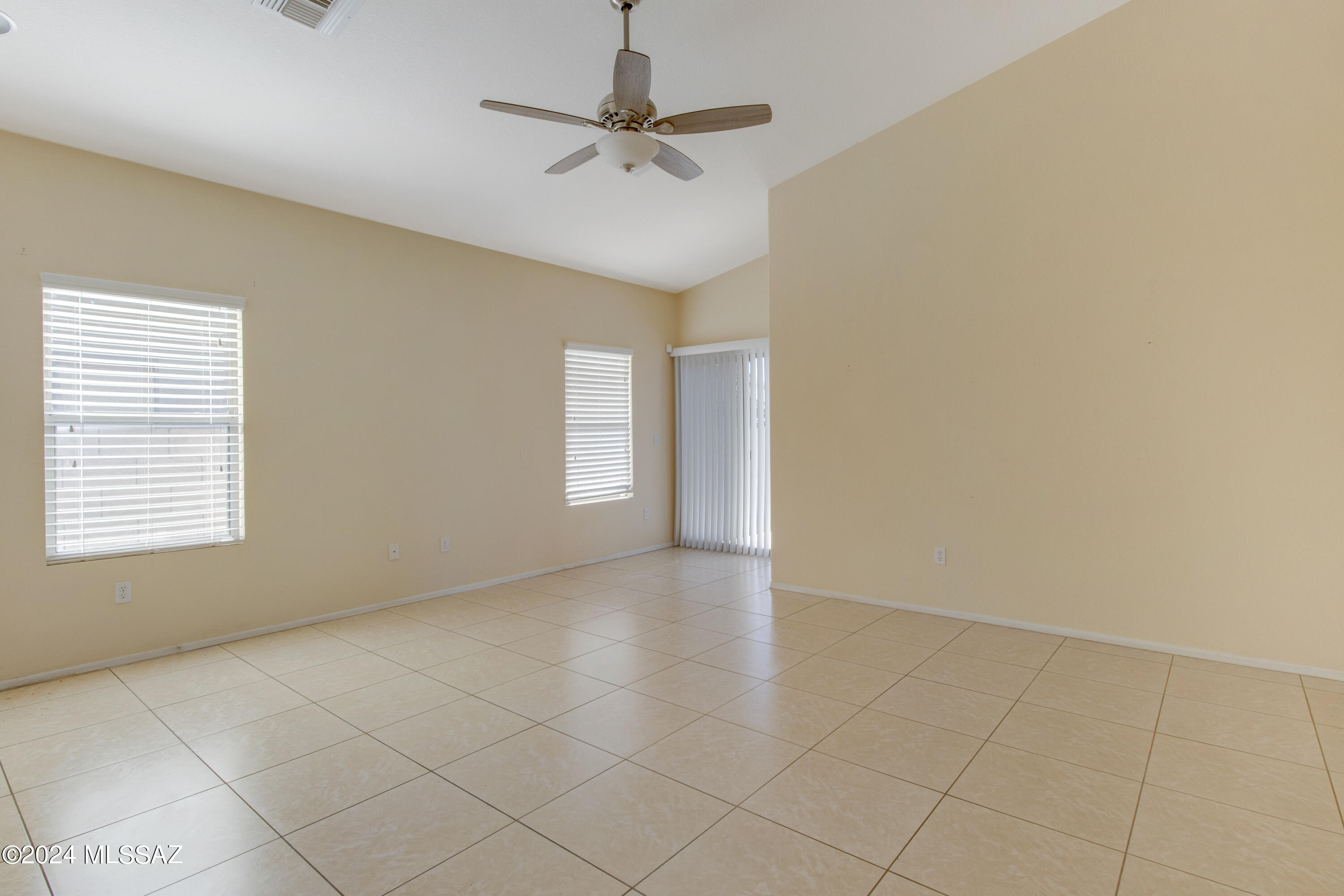 Rillito At La Cholla (1-133) - Residential Lease