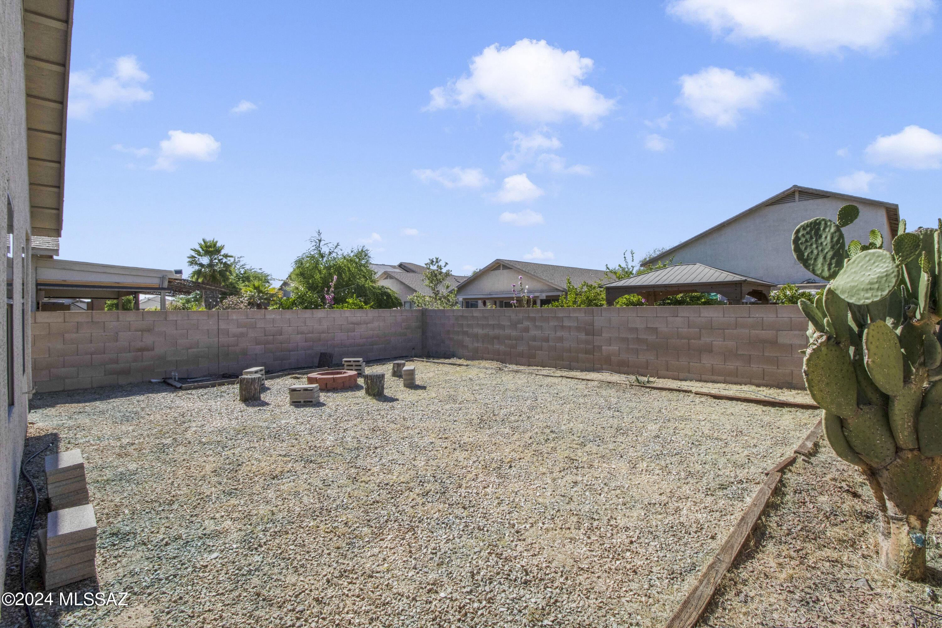 Rillito At La Cholla (1-133) - Residential Lease