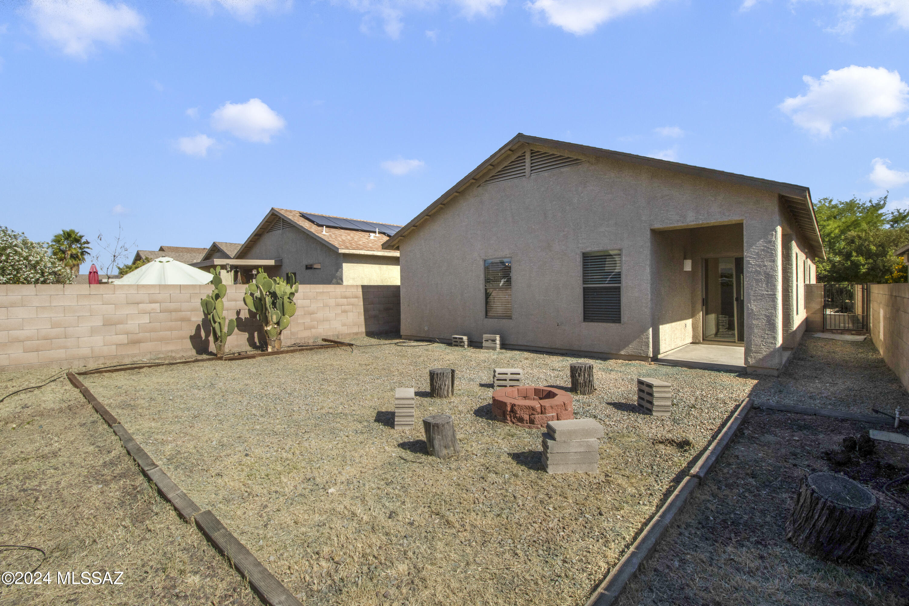 Rillito At La Cholla (1-133) - Residential Lease