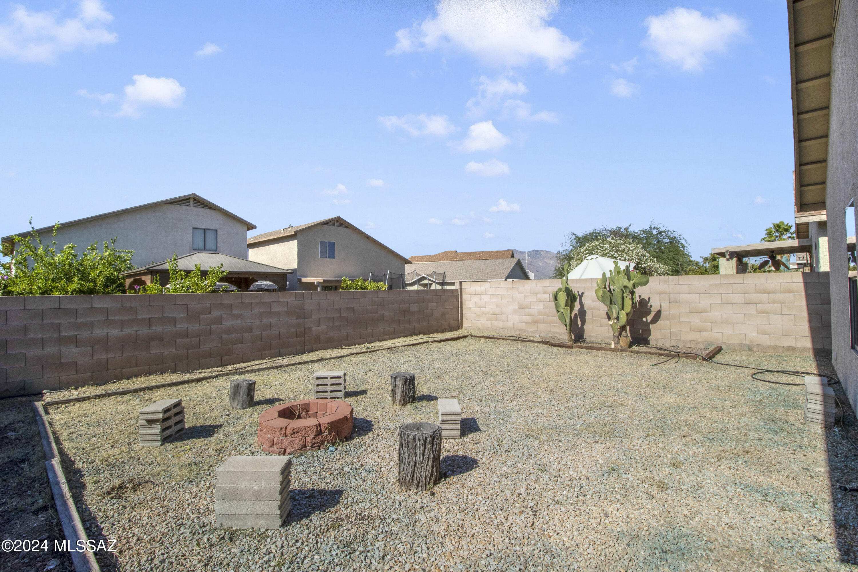 Rillito At La Cholla (1-133) - Residential Lease