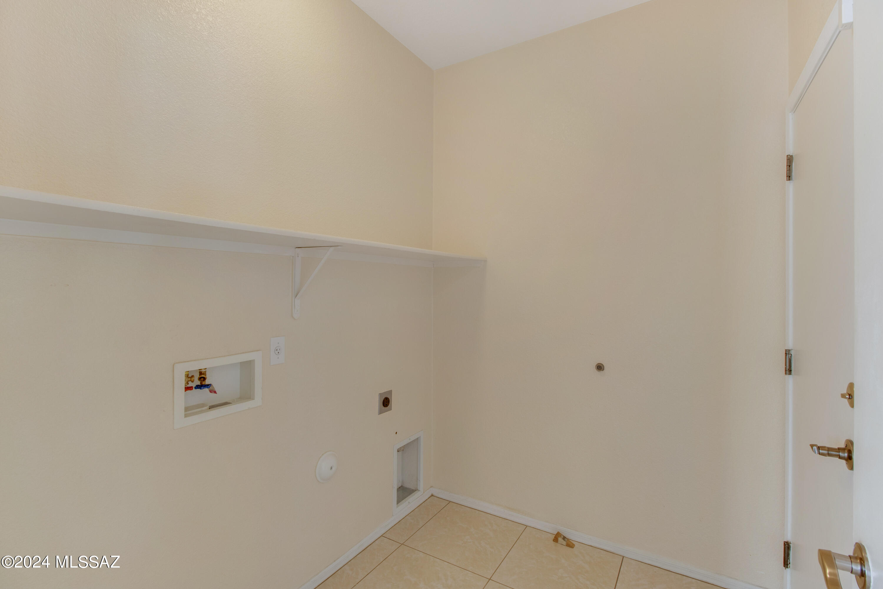 Rillito At La Cholla (1-133) - Residential Lease