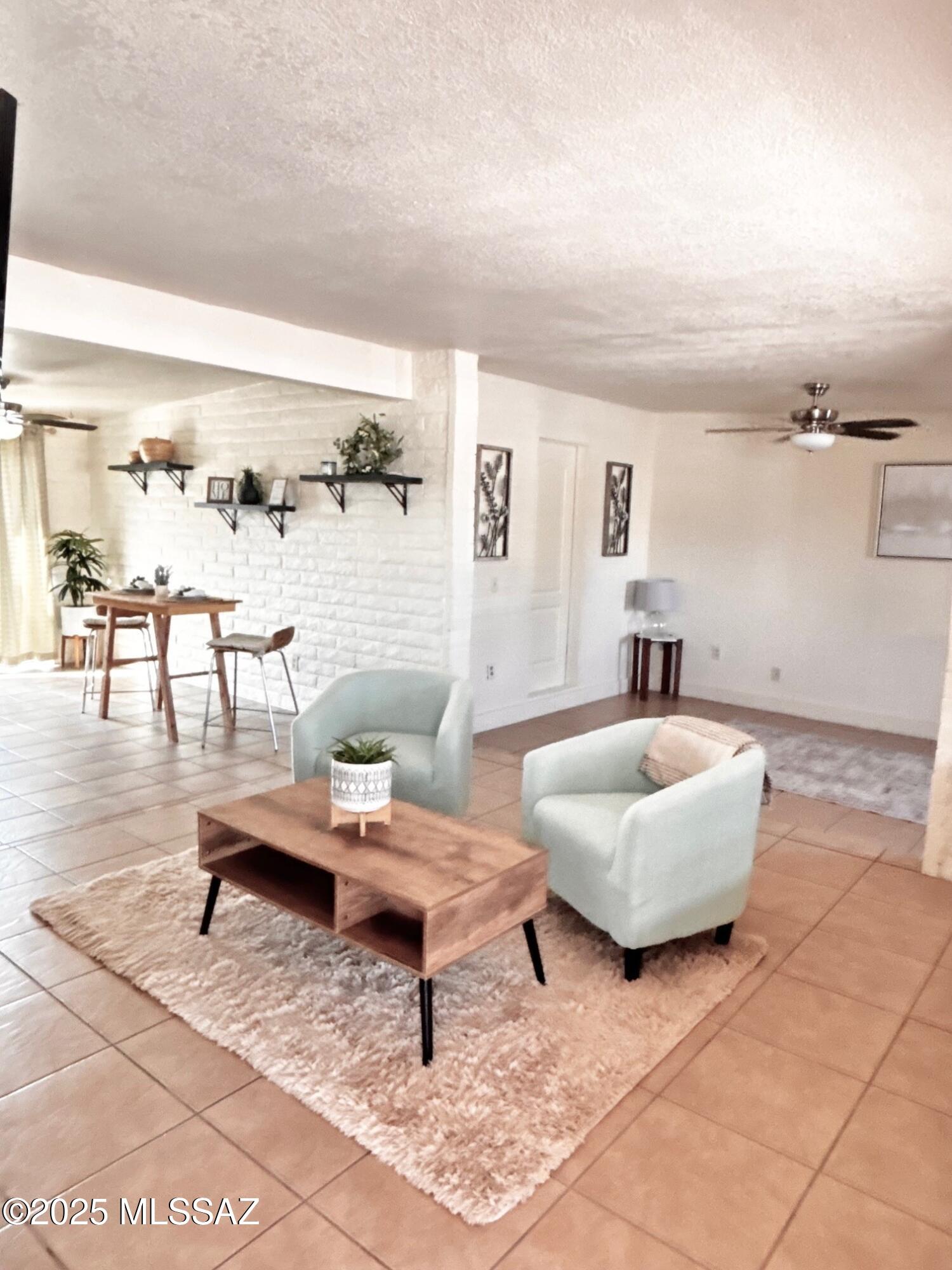 Casas Adobes Park (277-415) - Residential
