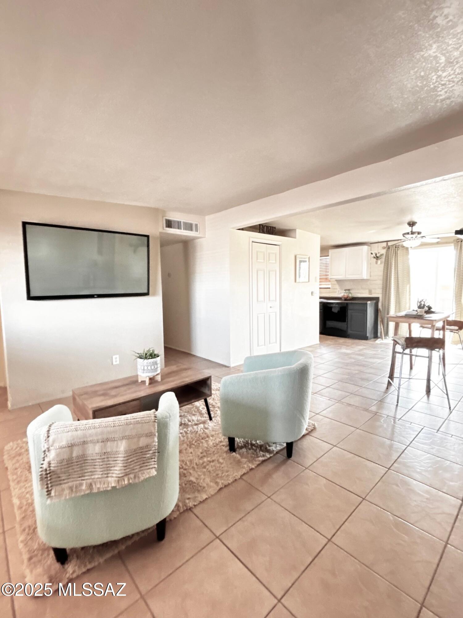 Casas Adobes Park (277-415) - Residential