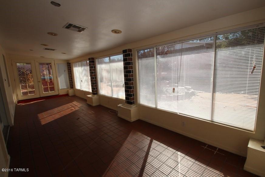 Eastern Heights (1-16) - Residential Lease