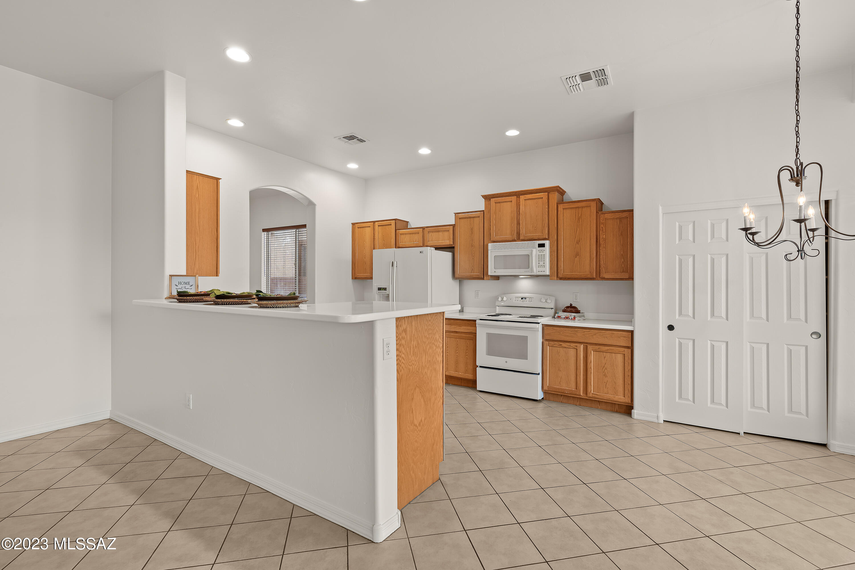 Continental Reserve Blk. 16A (1-111) - Residential