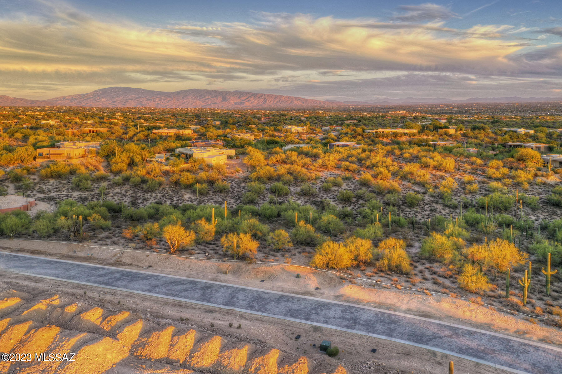 Quintana in the Catalina Foothills - Land
