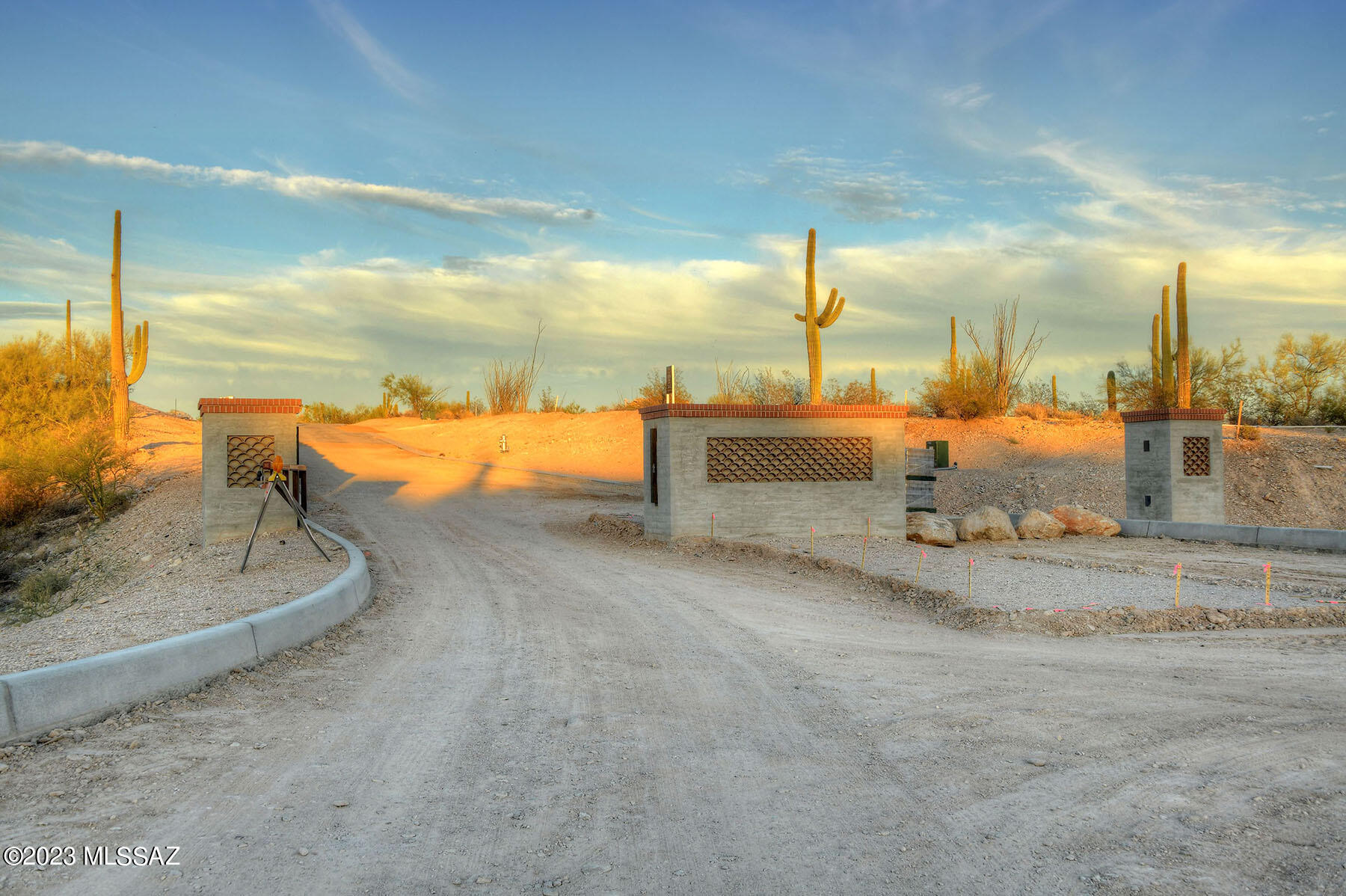Quintana in the Catalina Foothills - Land