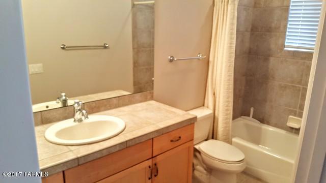 Rancho Vistoso Nghbr 11 - Residential Lease