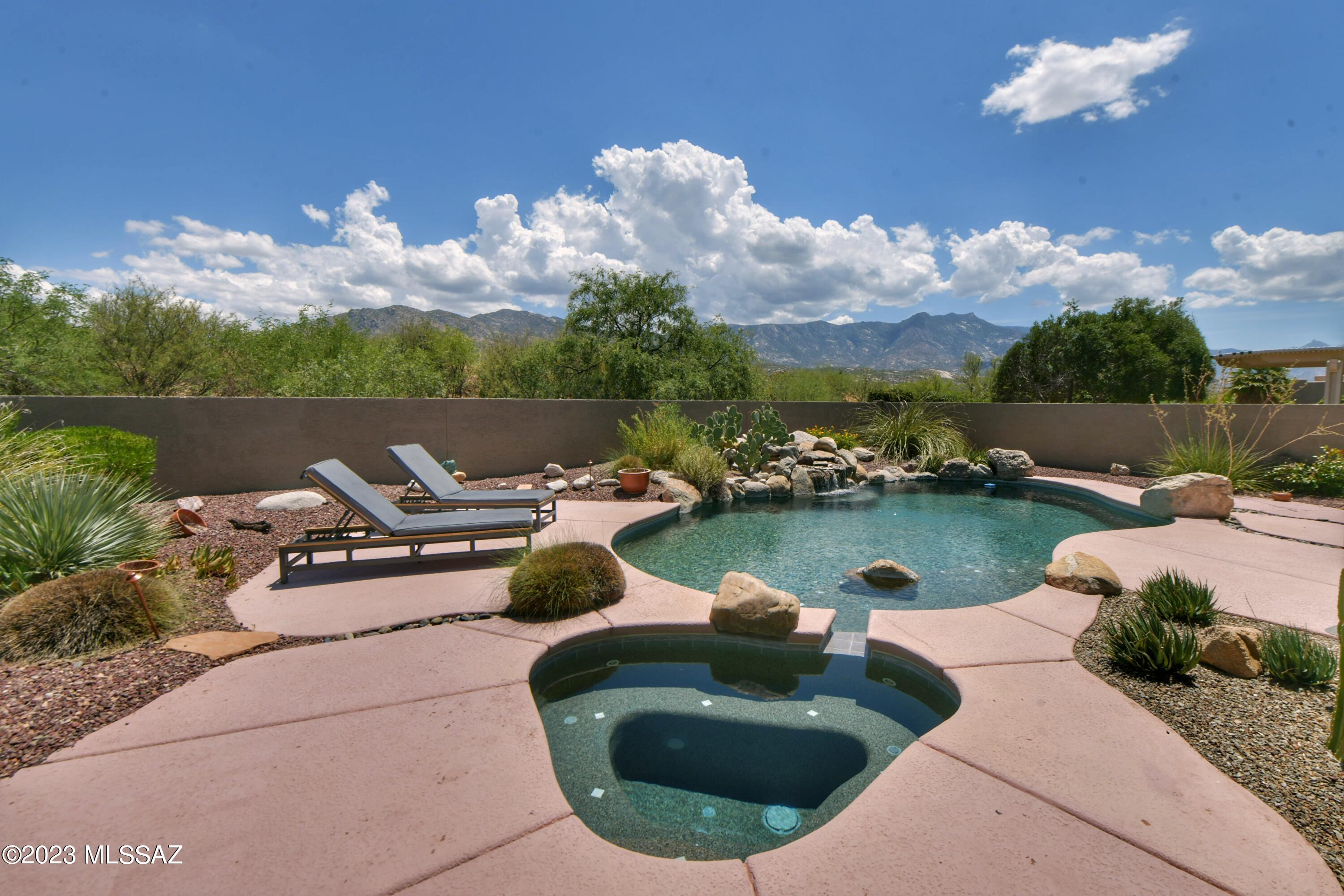 Saddlebrooke - Residential