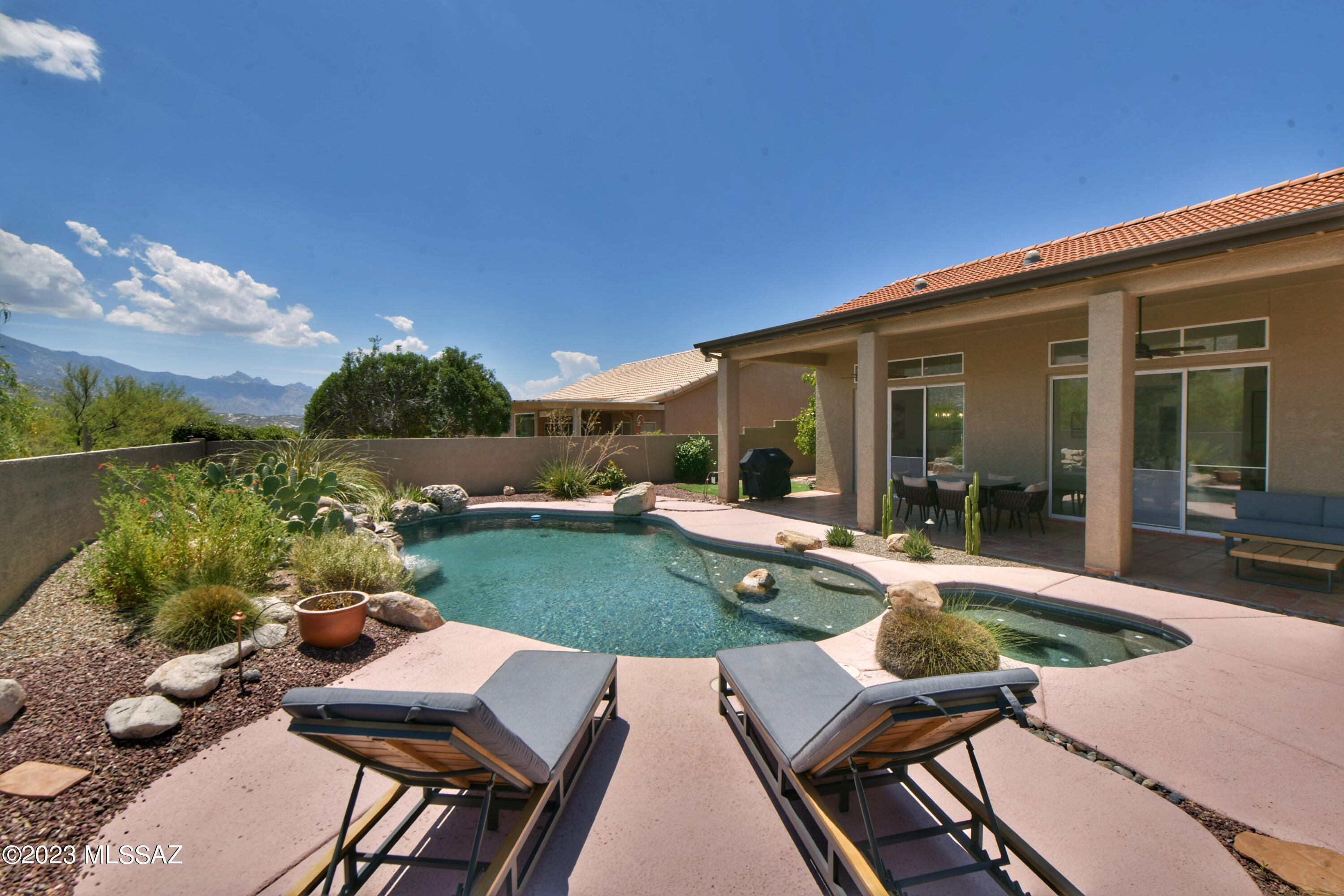 Saddlebrooke - Residential