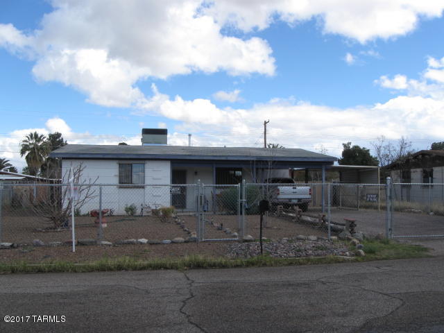 Clean and charming home ready to move in with New AC, 3 bedrooms and 1 bath, tiled, carpet in bedrooms, fresh painted, New kitchen cabinets, nice front and rear yard with fruit trees, covered patio.