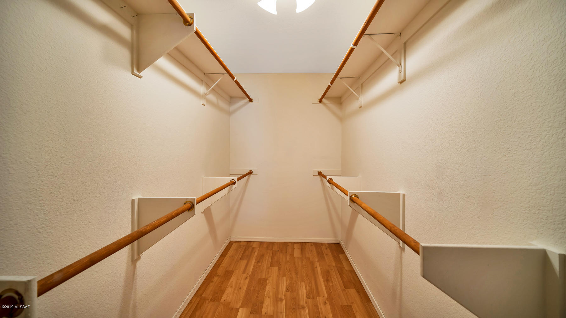 Silver Moon (1-101) - Residential