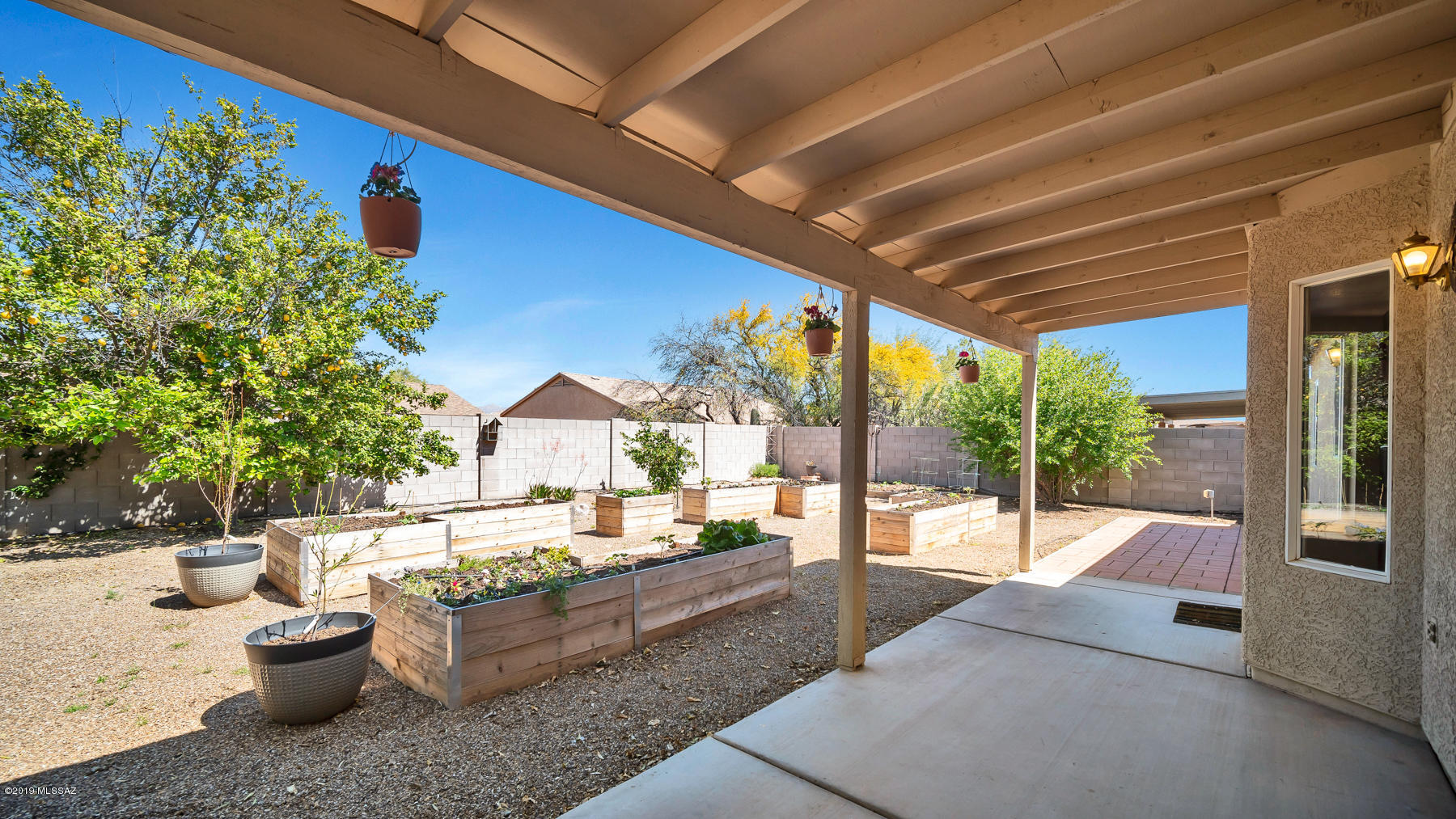 Silver Moon (1-101) - Residential