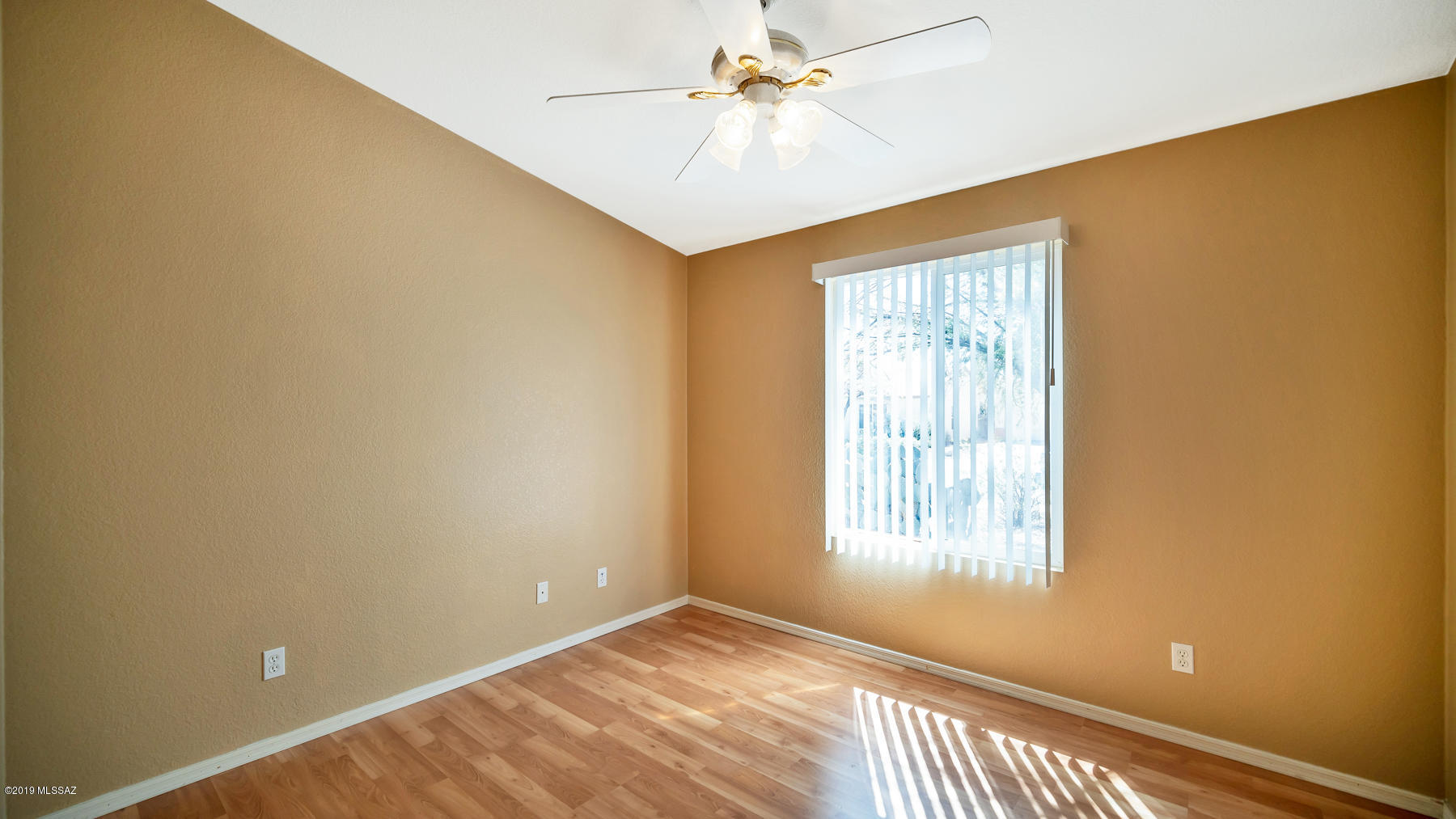 Silver Moon (1-101) - Residential