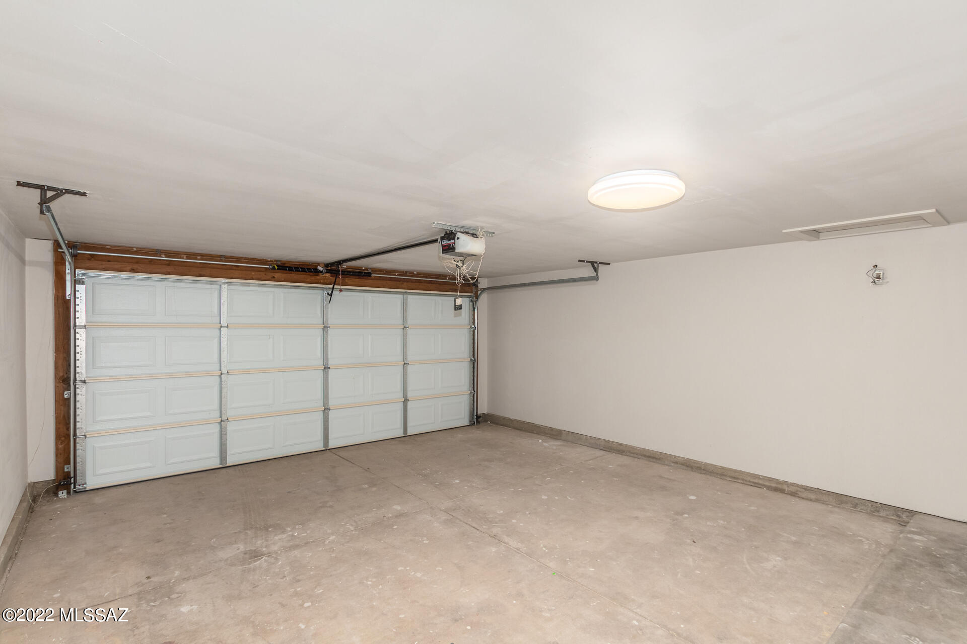 Casas Del Oeste (233-280) - Residential
