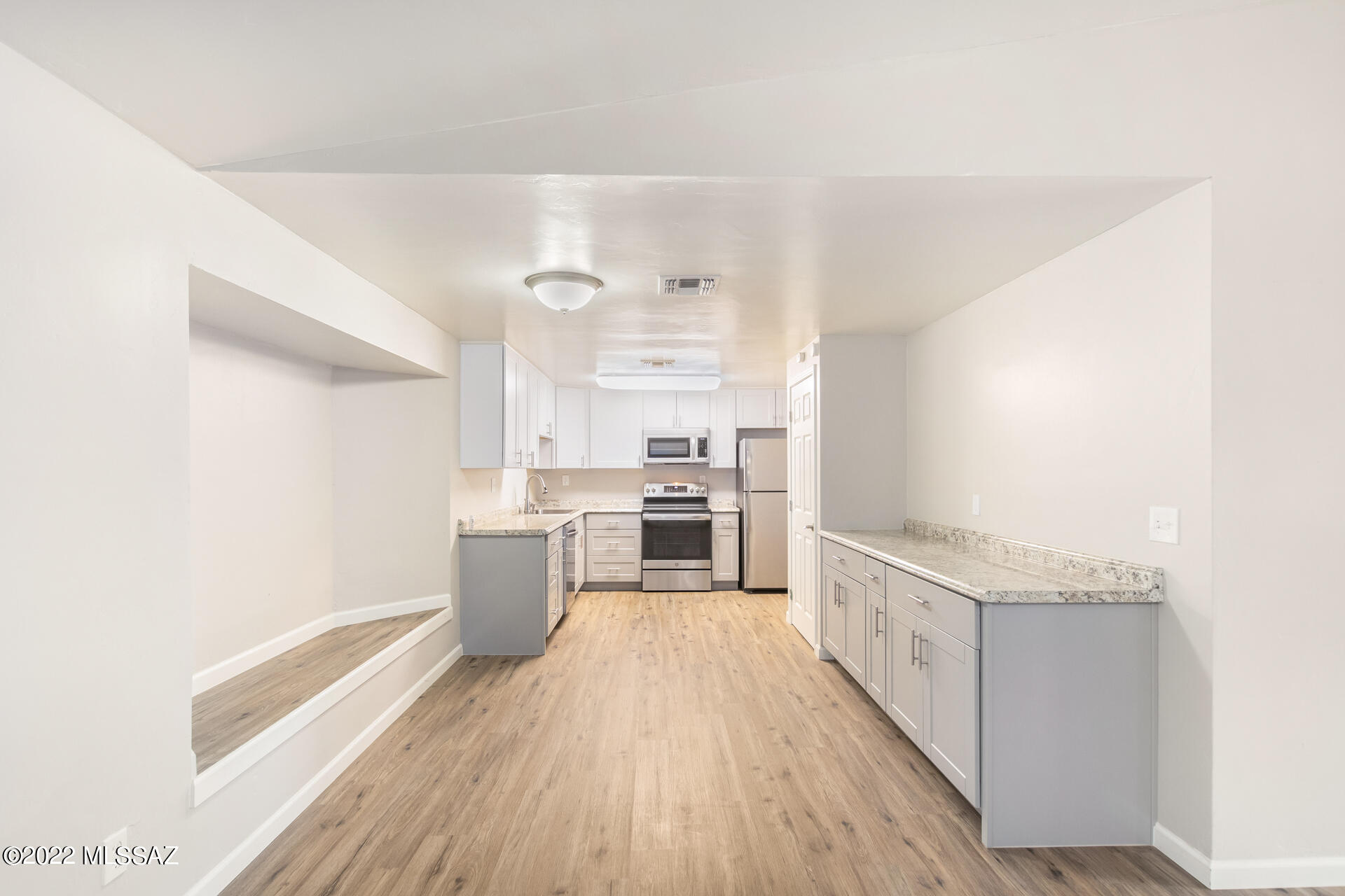 Casas Del Oeste (233-280) - Residential