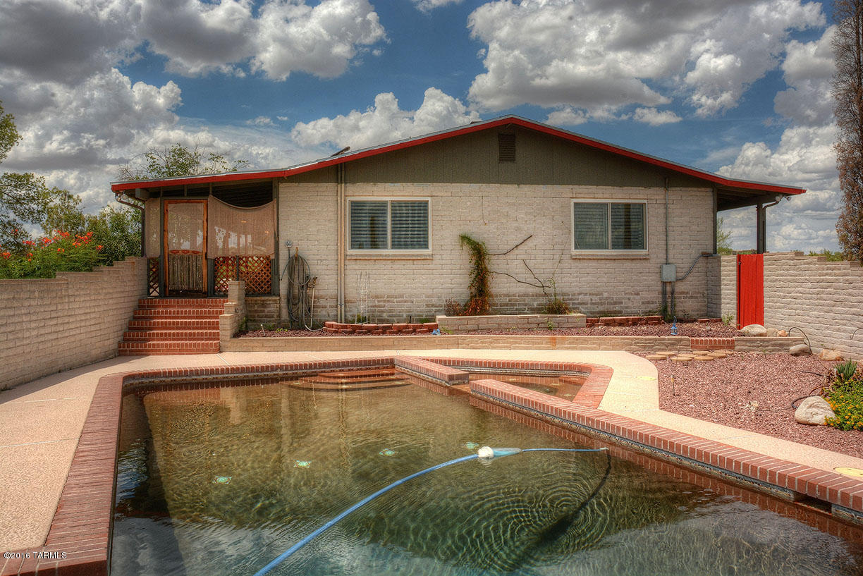 Unsubdivided - Residential