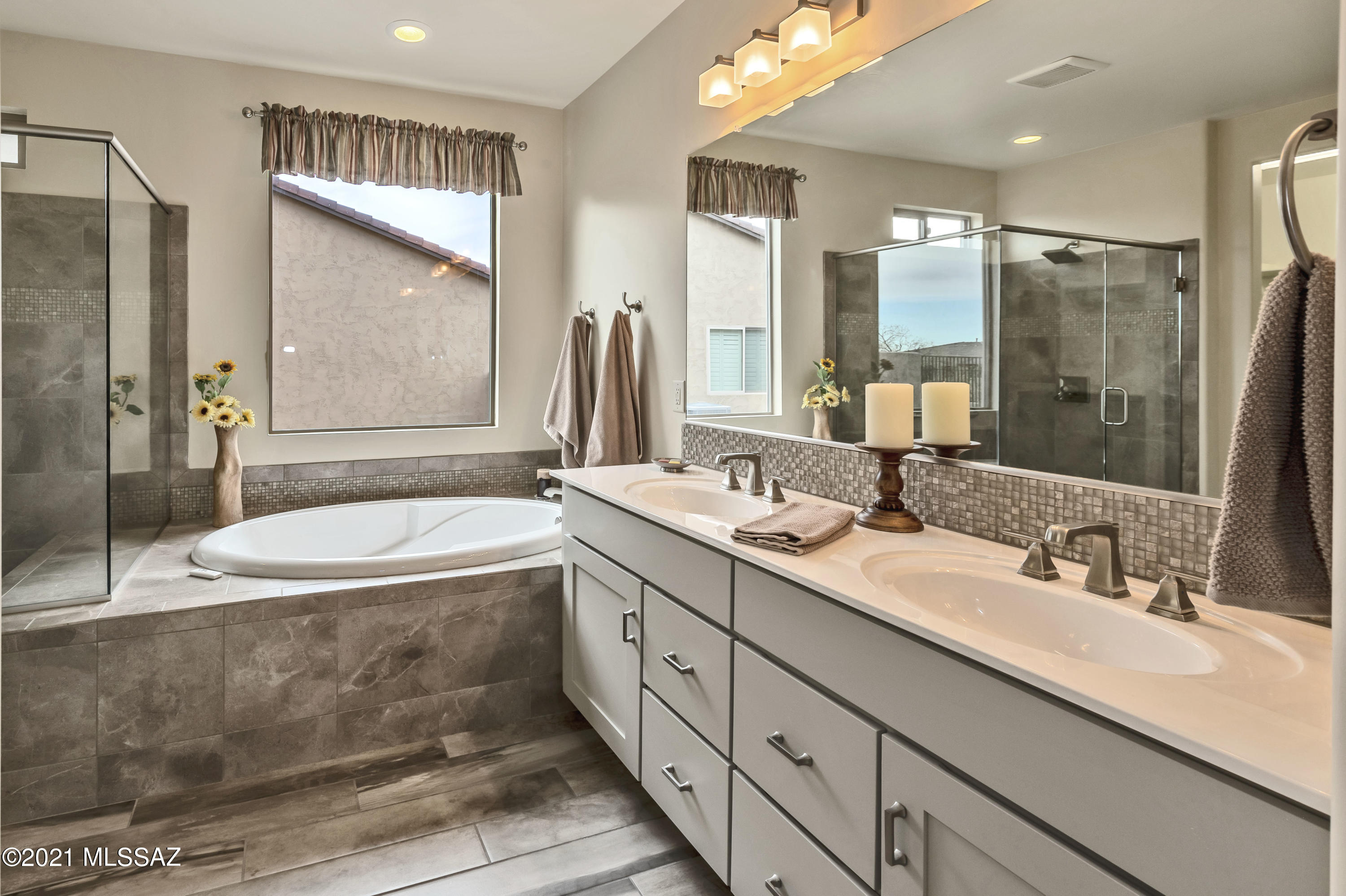 Saddlebrooke Ranch - Residential