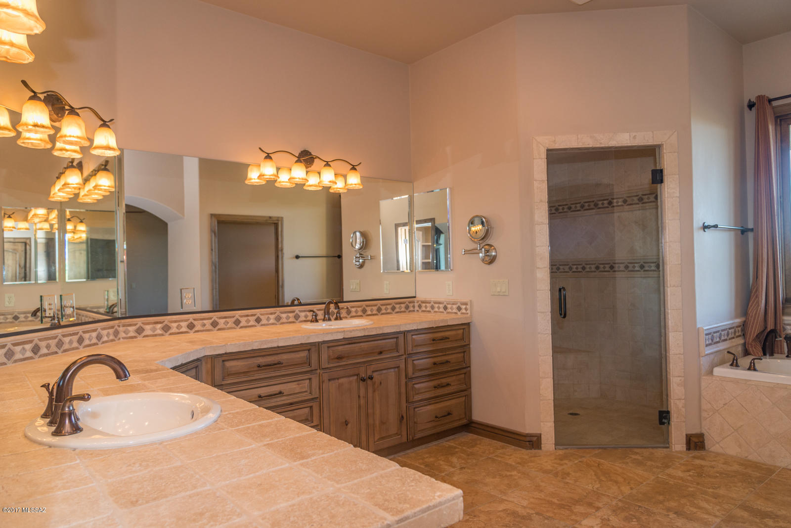 New Tucson Unit NO. 30 - Residential
