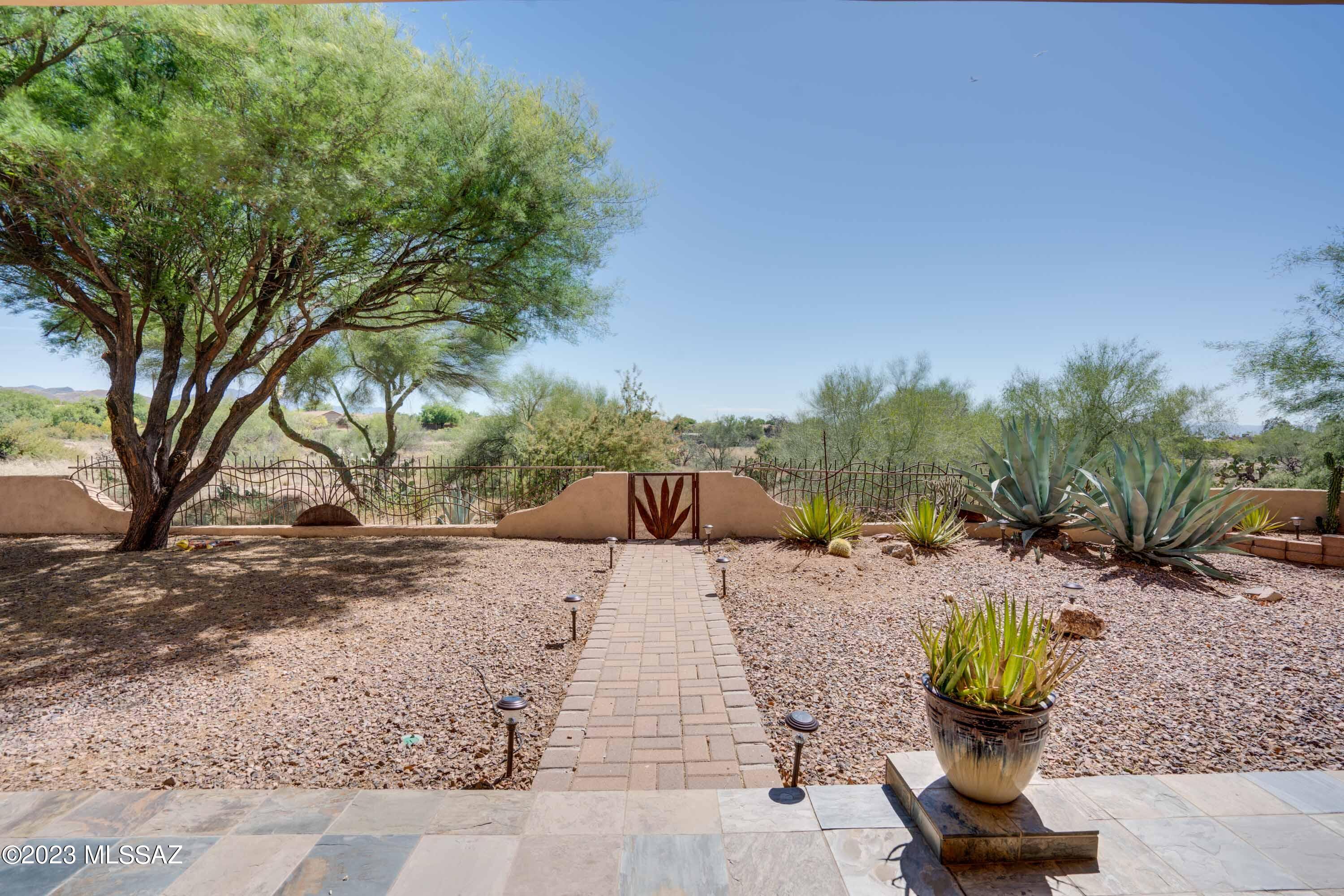 New Tucson Unit NO. 4 (1-203) - Residential