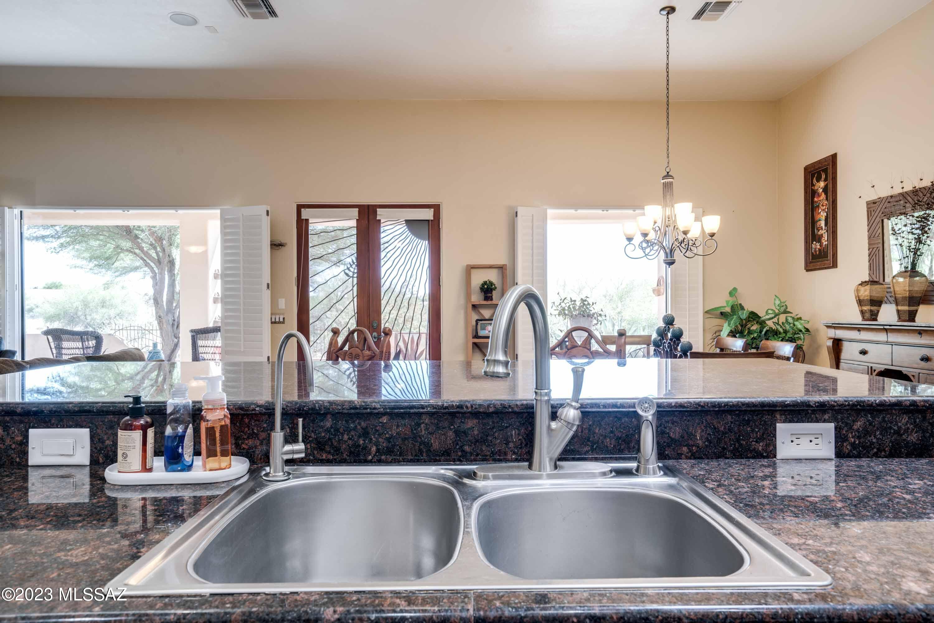 New Tucson Unit NO. 4 (1-203) - Residential