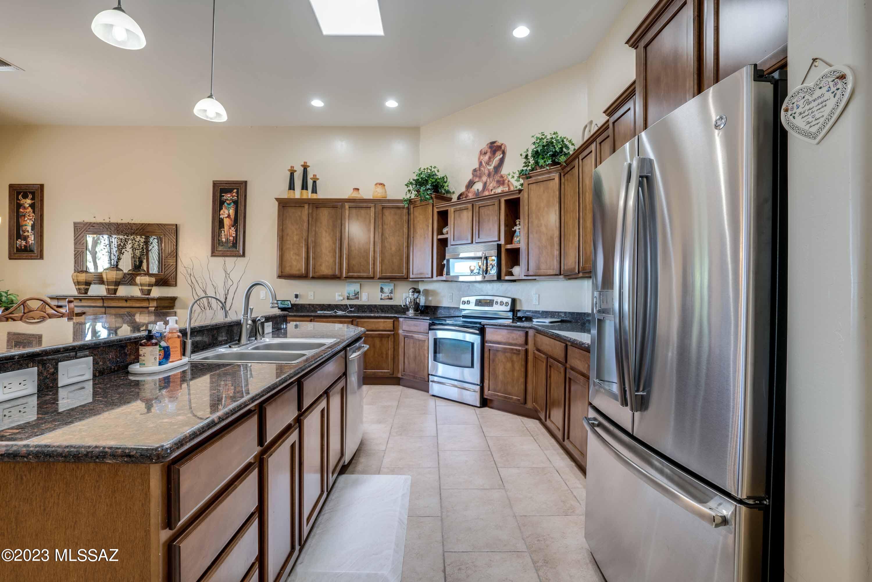 New Tucson Unit NO. 4 (1-203) - Residential