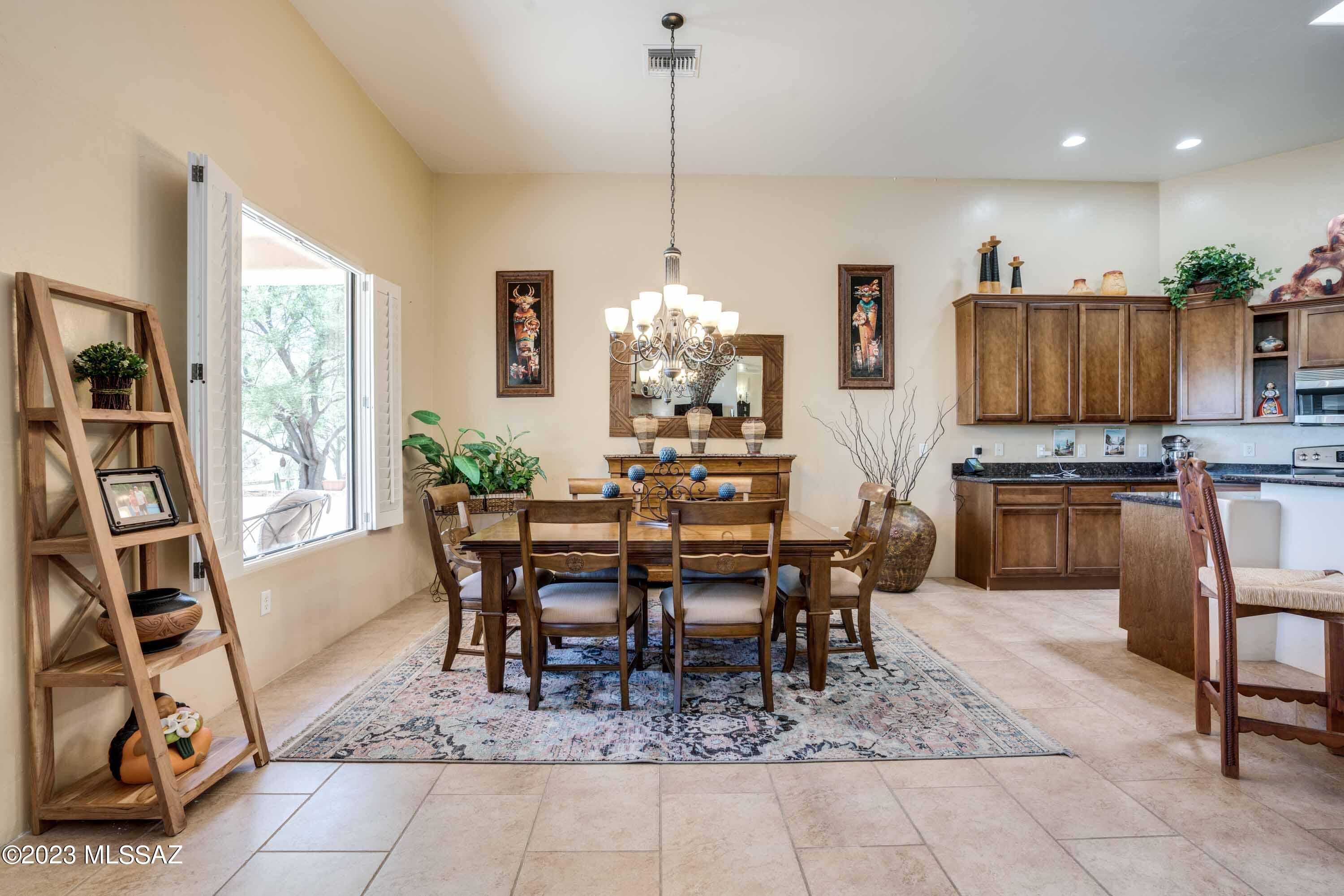 New Tucson Unit NO. 4 (1-203) - Residential