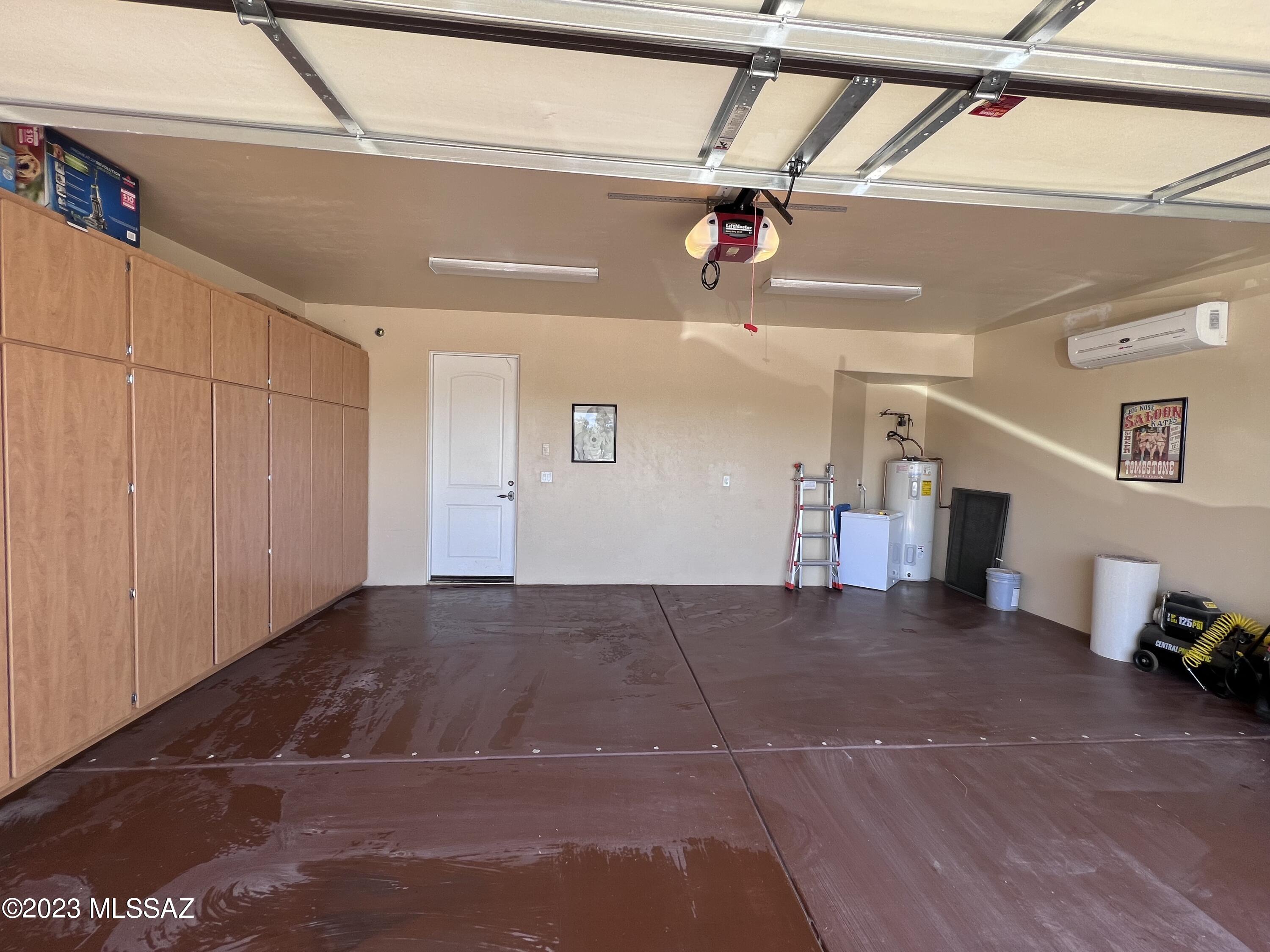 New Tucson Unit NO. 4 (1-203) - Residential