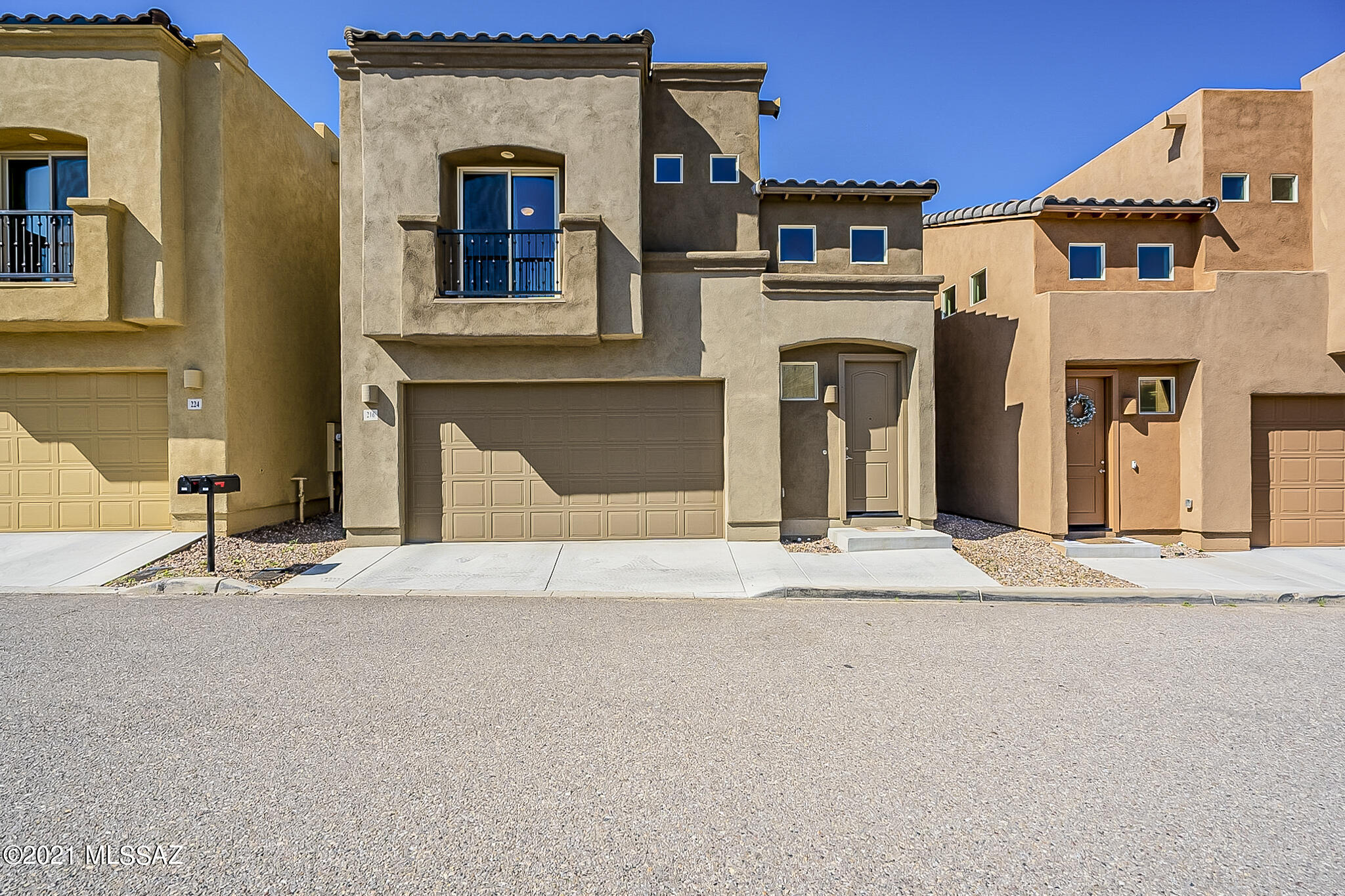 Plant your roots in this fast growing community of Corona De Tucson. This beautiful home is nestled in the heart of Corona. Located a hop, skip and jump away from grocery stores and many other shopping facilities/amenities. This lovely quiet community awaits you and your family.